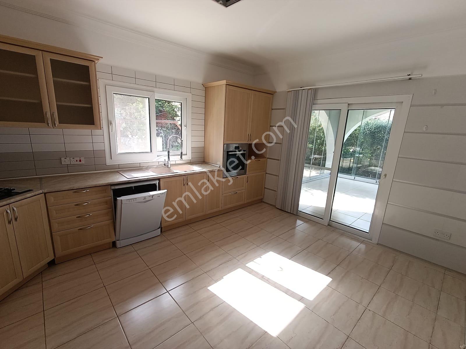 Satılık – Lüks Müstakil Villa | Karşıyaka, Girne, Kuzey Kıbrıs - Görsel 18