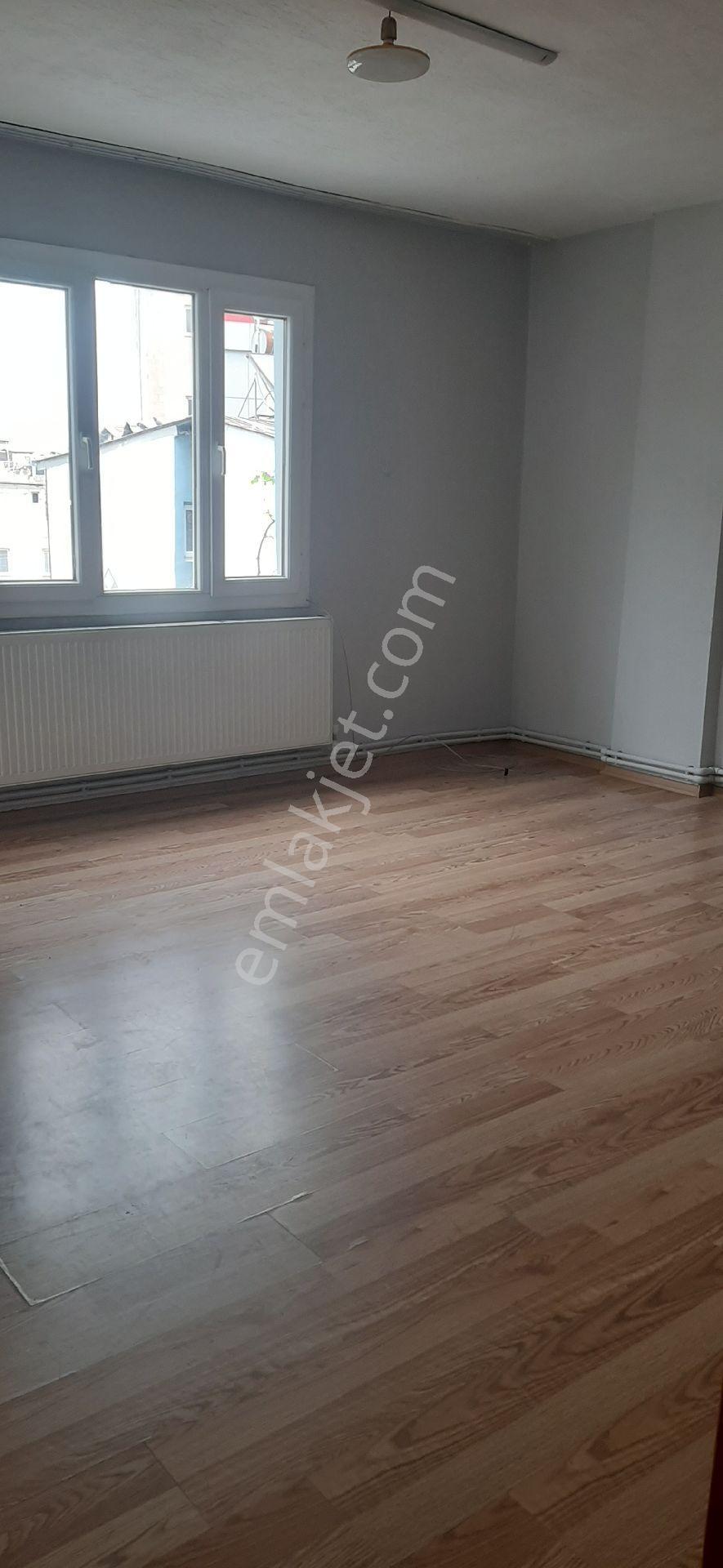 Buca İnönü Mahalleside Kiralık 2+1 Dogalgazlı Daire - Görsel 4