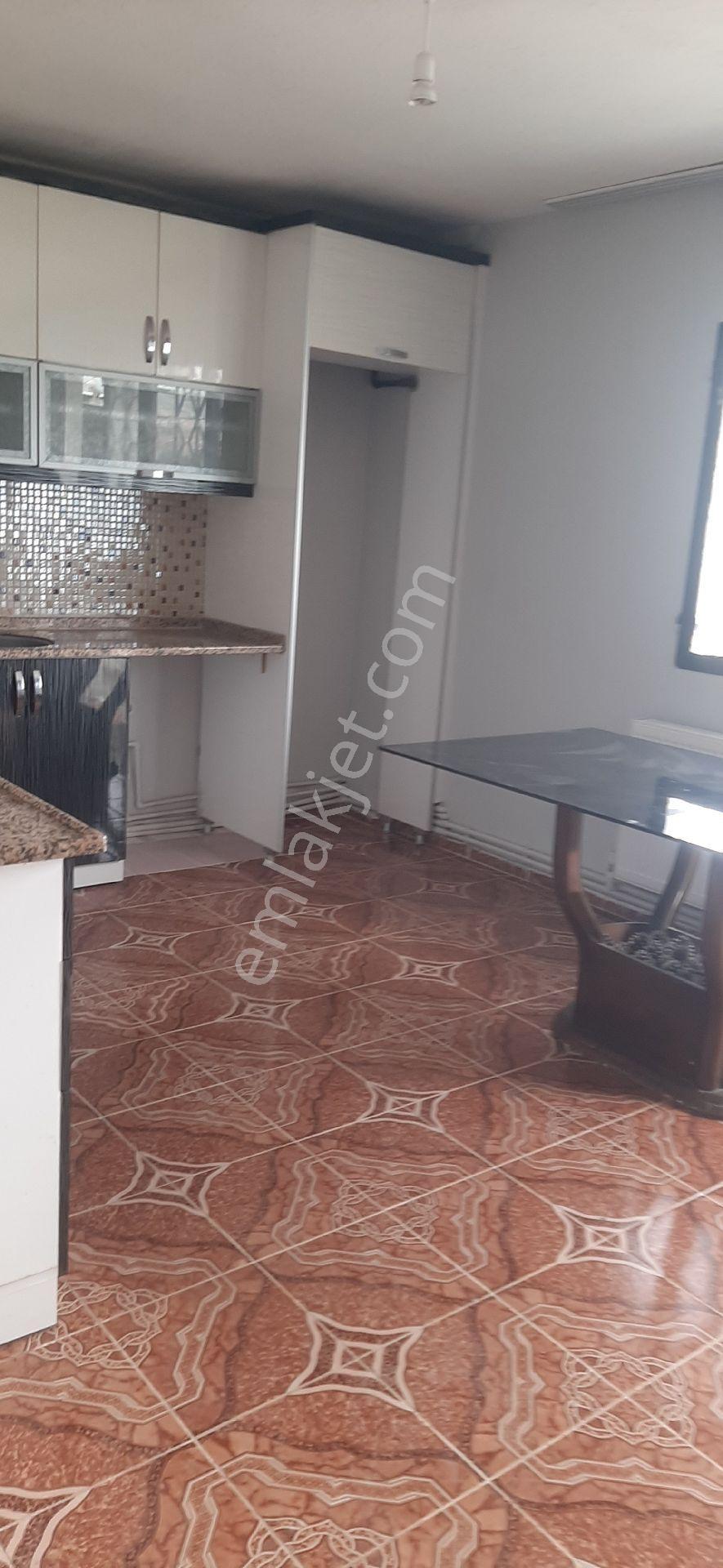 Buca İnönü Mahalleside Kiralık 2+1 Dogalgazlı Daire - Görsel 13