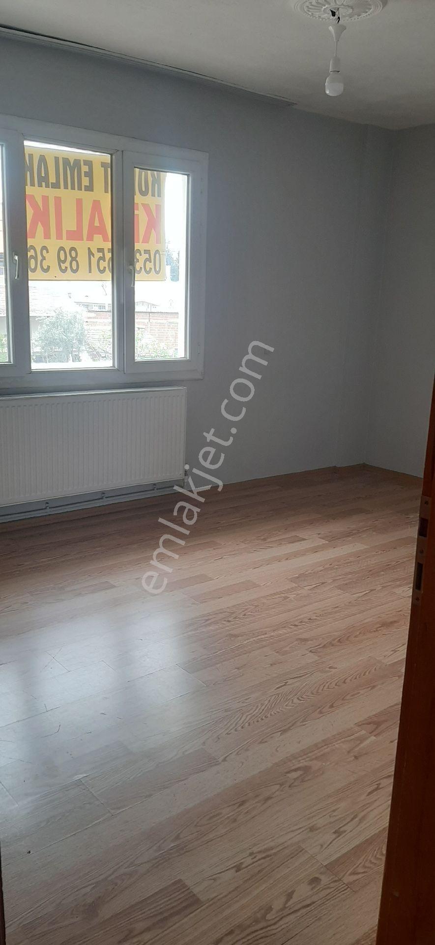 Buca İnönü Mahalleside Kiralık 2+1 Dogalgazlı Daire - Görsel 7