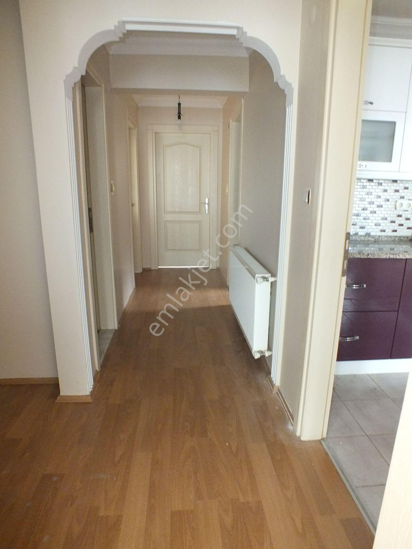 204 Turan Mahallesinde Bulvar Üzerinde Kiralık 3+1 Doğalgazlı Daire - Görsel 16