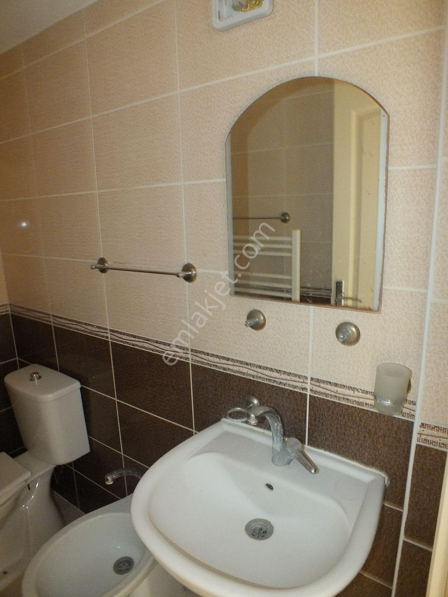 204 Turan Mahallesinde Bulvar Üzerinde Kiralık 3+1 Doğalgazlı Daire - Görsel 11