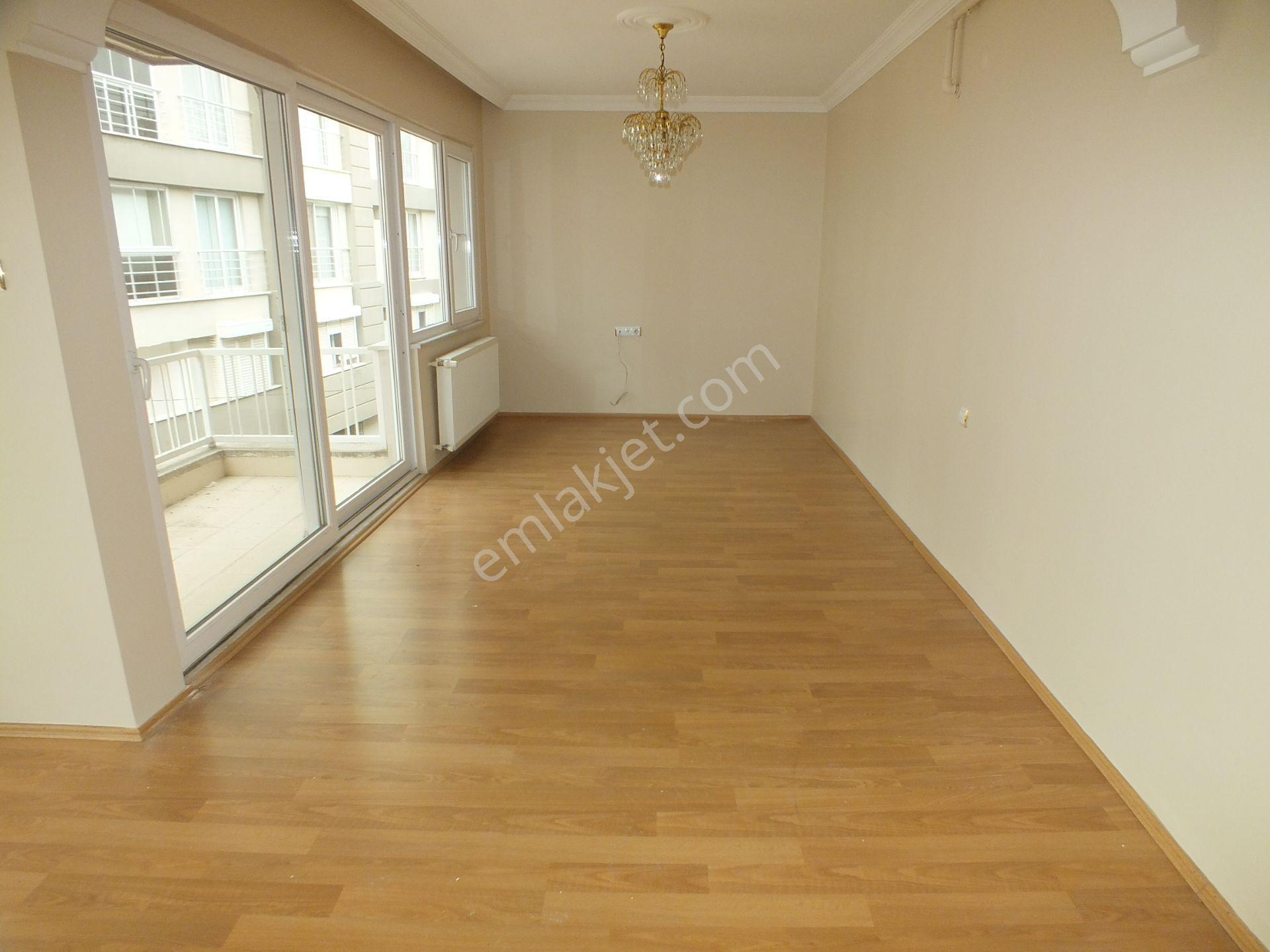 204 Turan Mahallesinde Bulvar Üzerinde Kiralık 3+1 Doğalgazlı Daire - Görsel 12