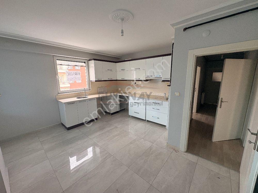Güvenay - Çorum Yavruturna Mah.emek Caddesi Üzeri 4+1 Kiralık Fırsat Daire