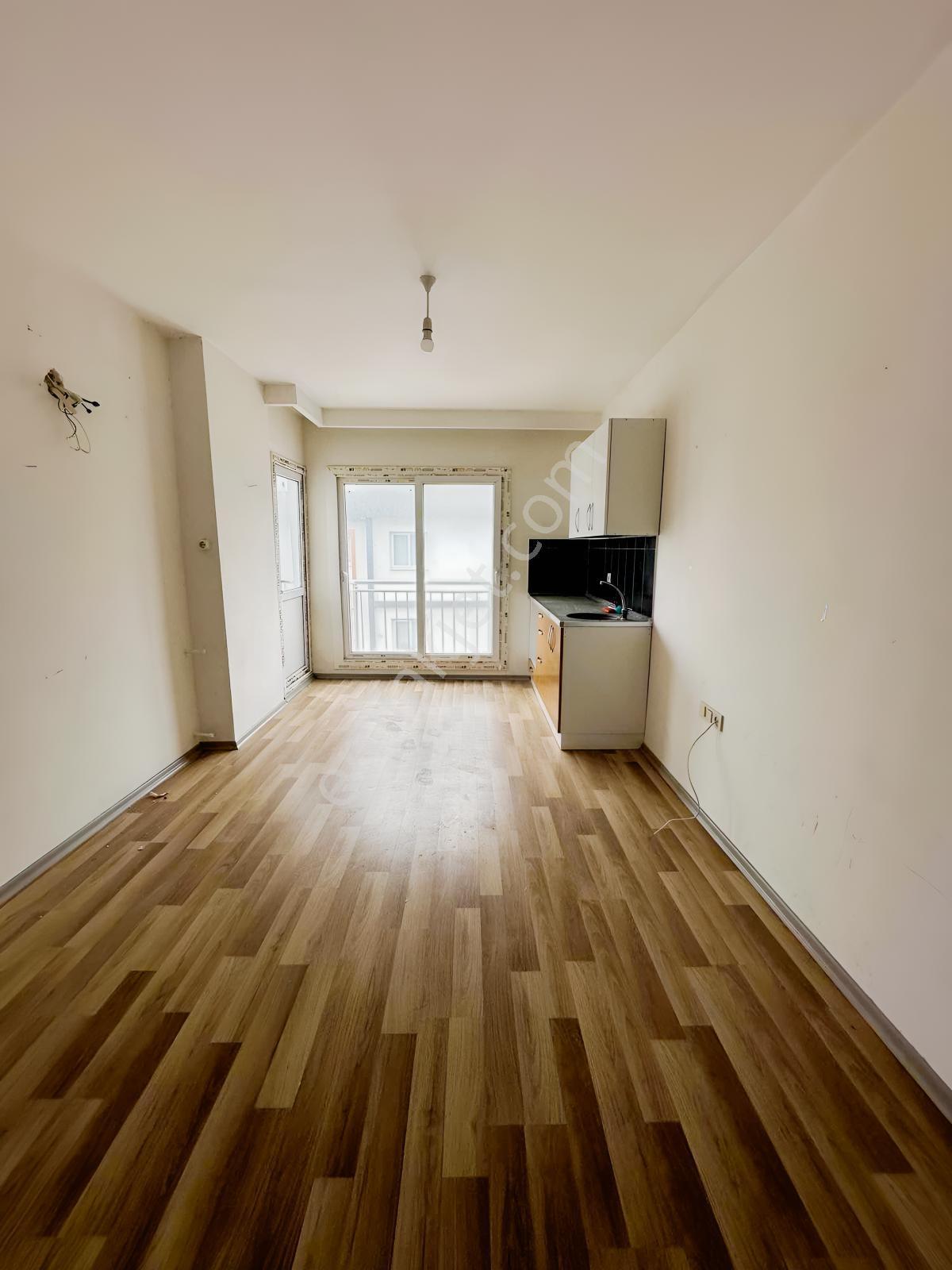 Kuleparktan Stad Civarı 1+1 Kiralık Daire