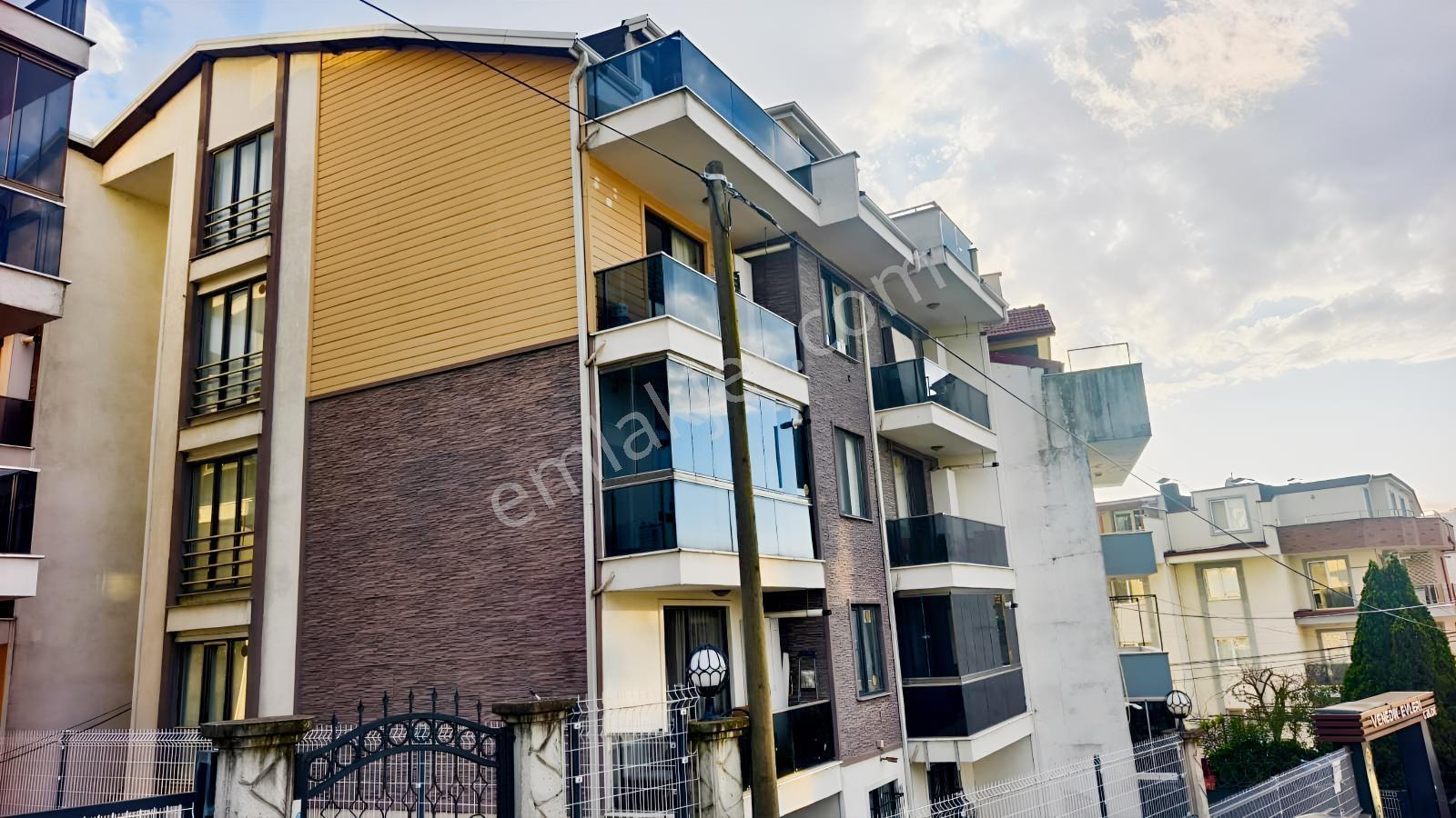 İzmit Venedik Evlerin'de 1+1 Kiralık Modern Daire - Görsel 18