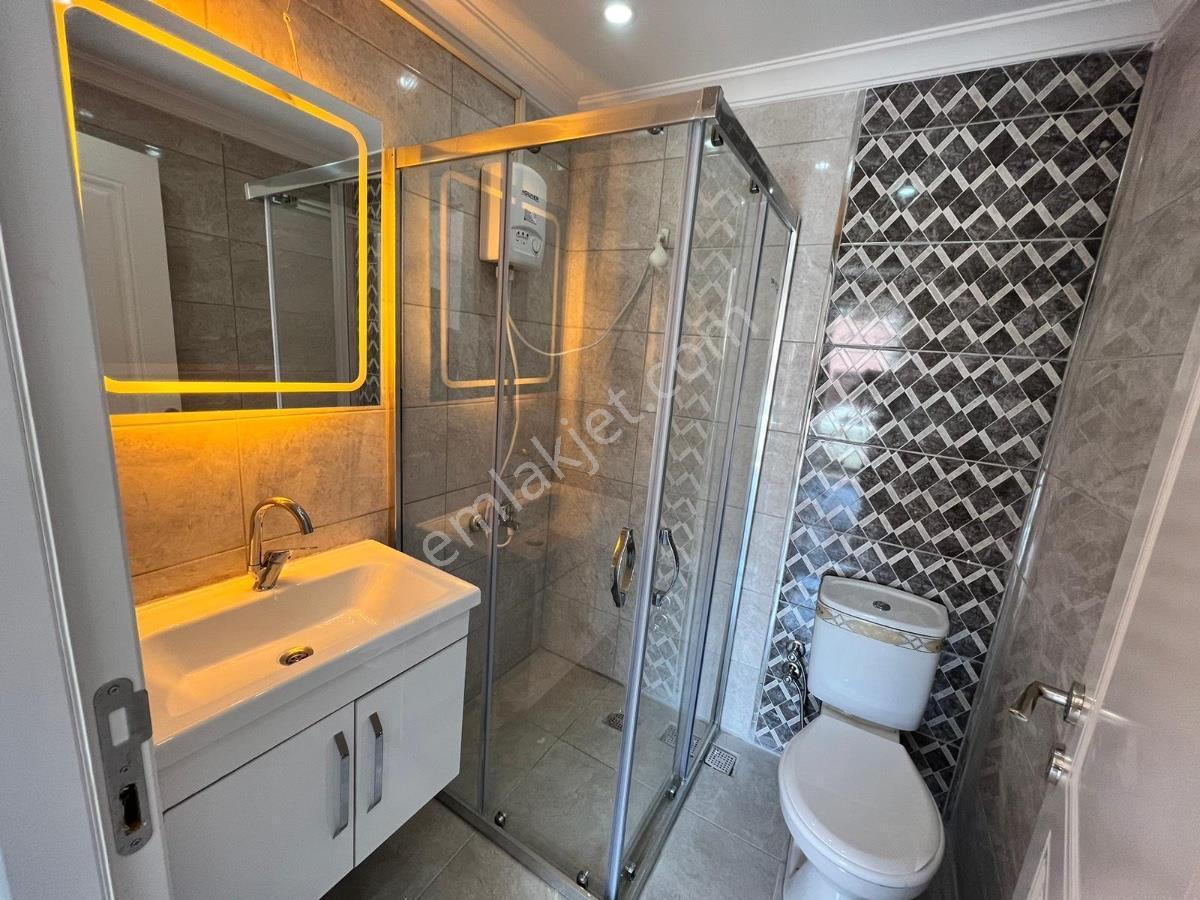 Manisa Yunusemre Hafsasultan Mh. 1+1 Ful Lüks Eşyalı Kiralık - Görsel 16
