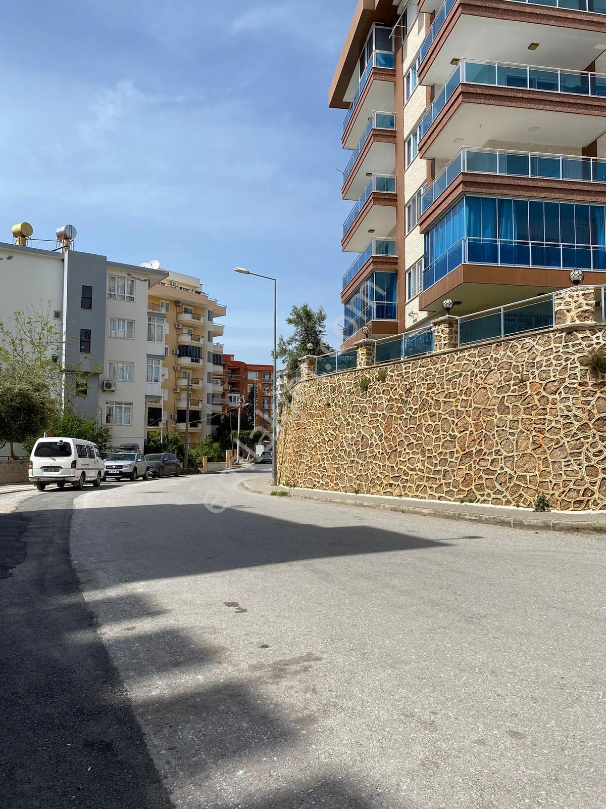 Alanya Tosmurda 165 M² Geniş 3+1 Her Katta Tek Daire !!! - Görsel 30