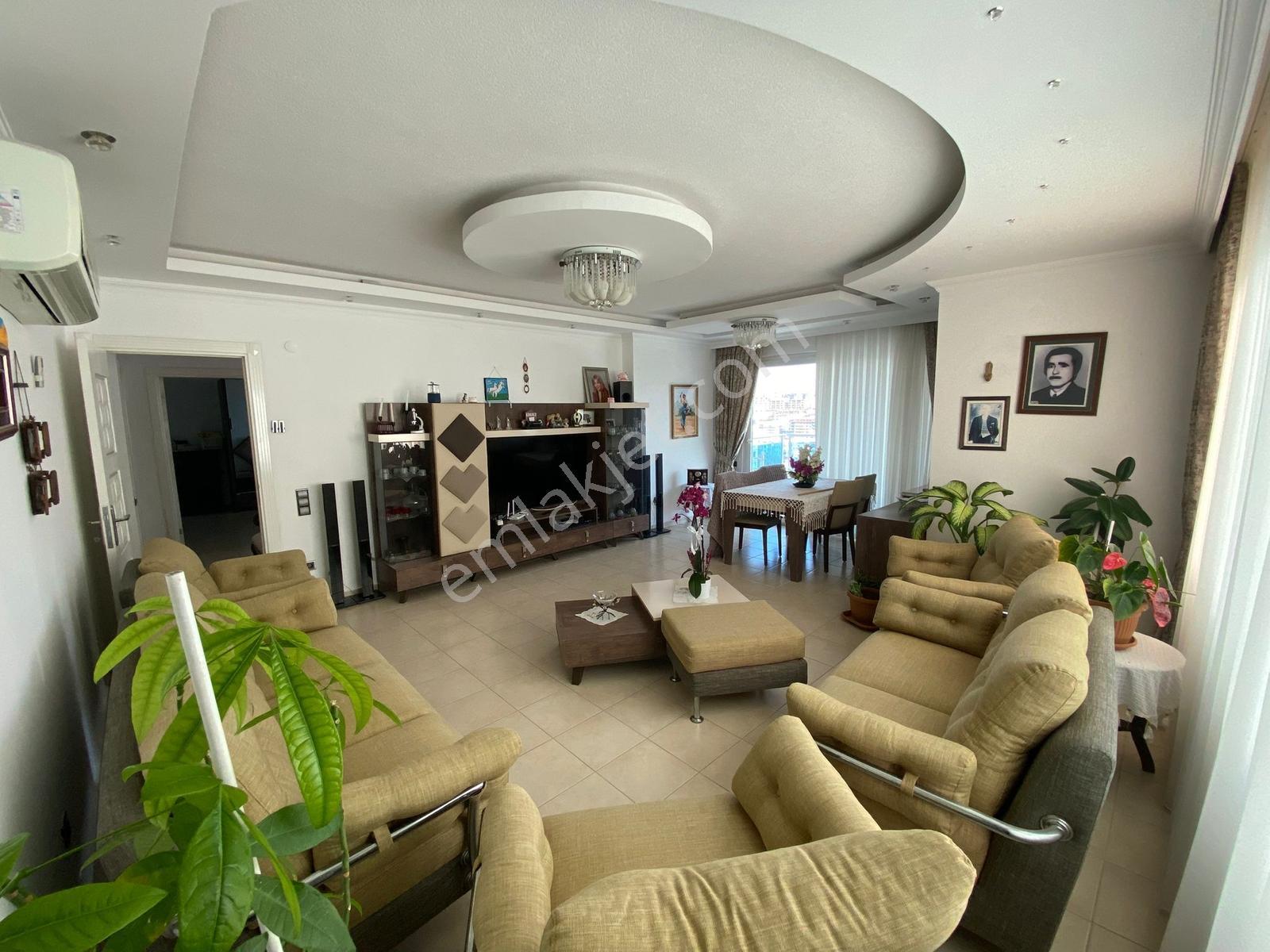 Alanya Tosmurda 165 M² Geniş 3+1 Her Katta Tek Daire !!! - Görsel 12
