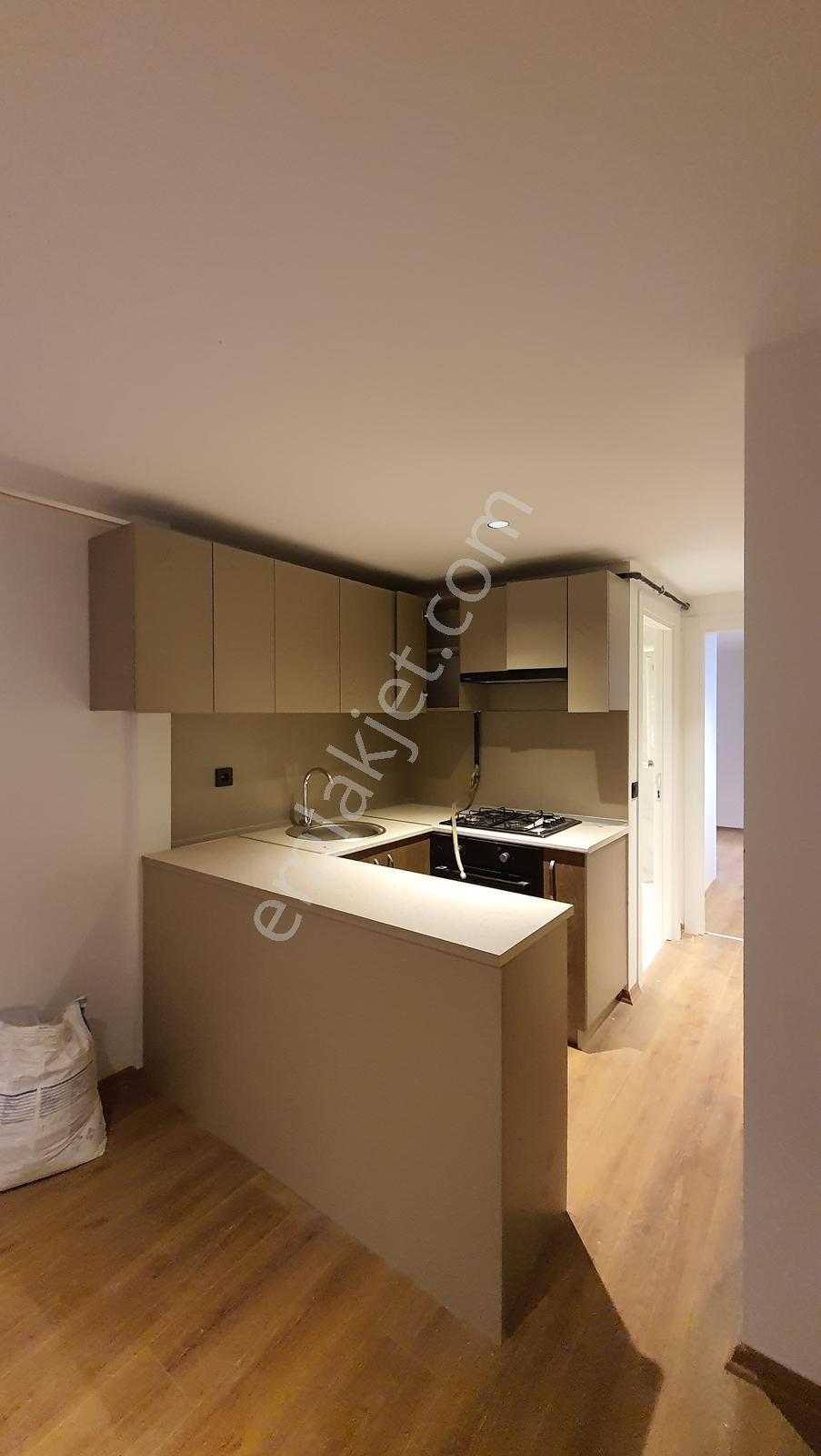 Özel Bahçeli-metro 10dk -villa Tipi/müstakil - 2 Adet 2+1/80m2 - Görsel 5