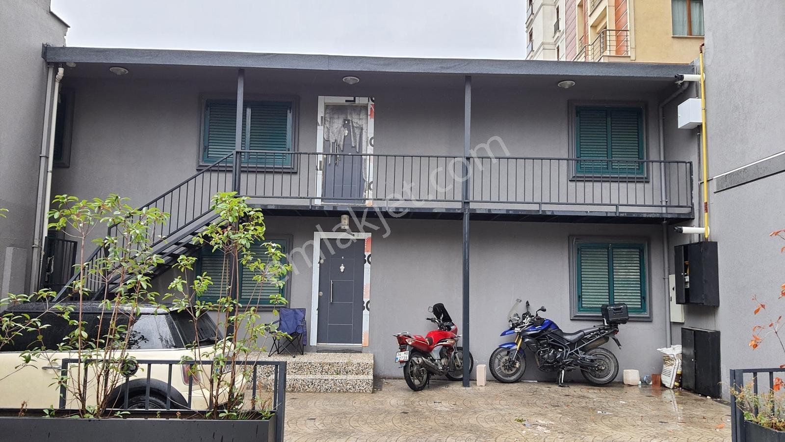 Özel Bahçeli-metro 10dk -villa Tipi/müstakil - 2 Adet 2+1/80m2 - Görsel 11