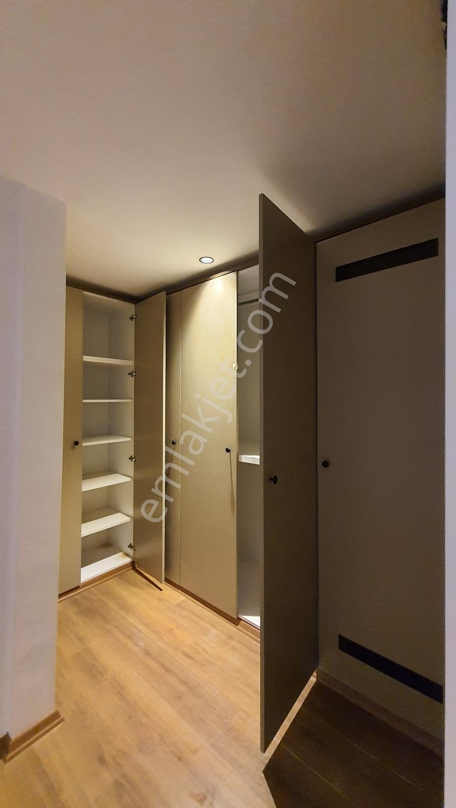 Özel Bahçeli-metro 10dk -villa Tipi/müstakil - 2 Adet 2+1/80m2 - Görsel 8