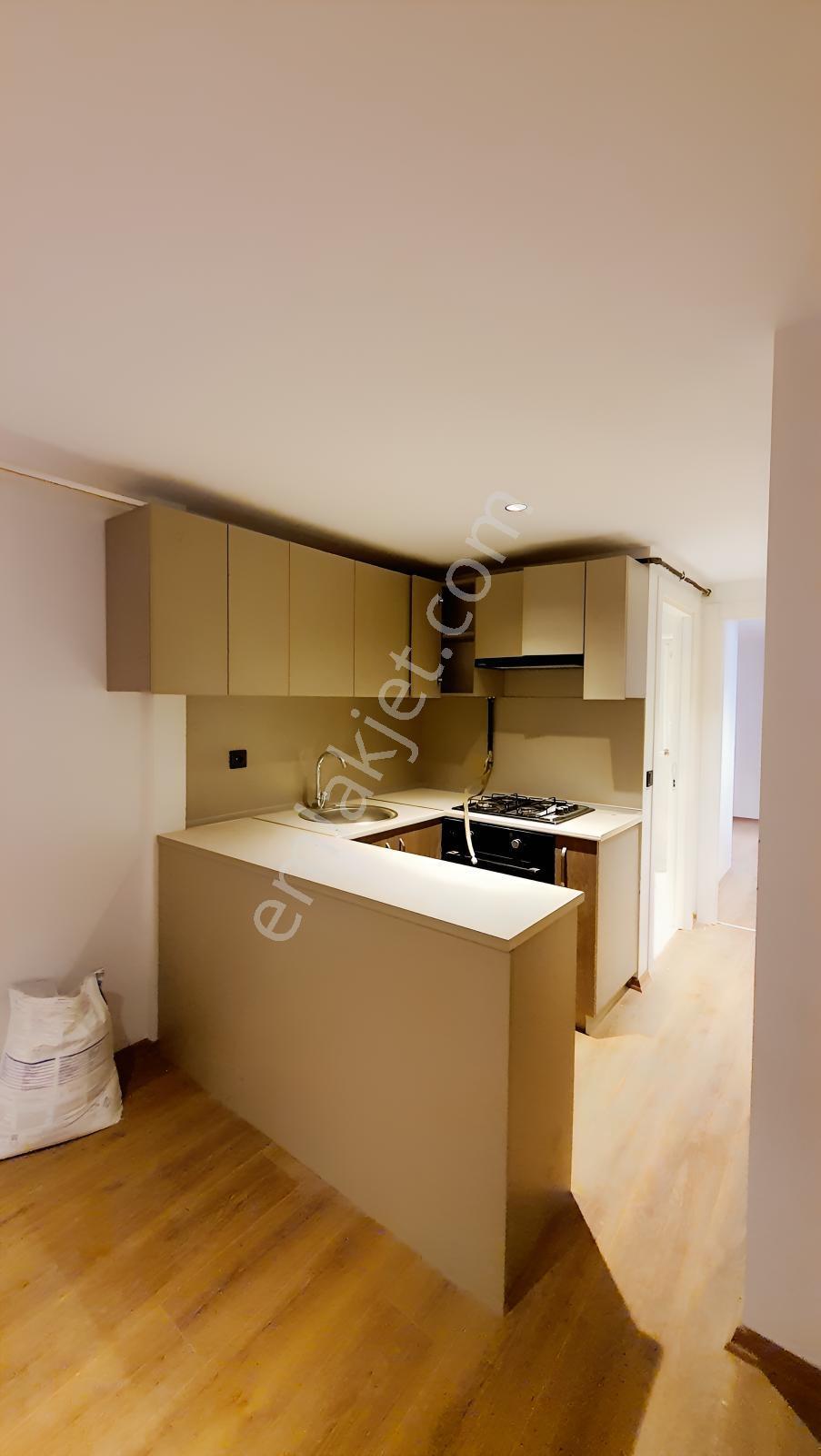 Özel Bahçeli-metro 10dk -villa Tipi/müstakil - 2 Adet 2+1/80m2 - Görsel 17