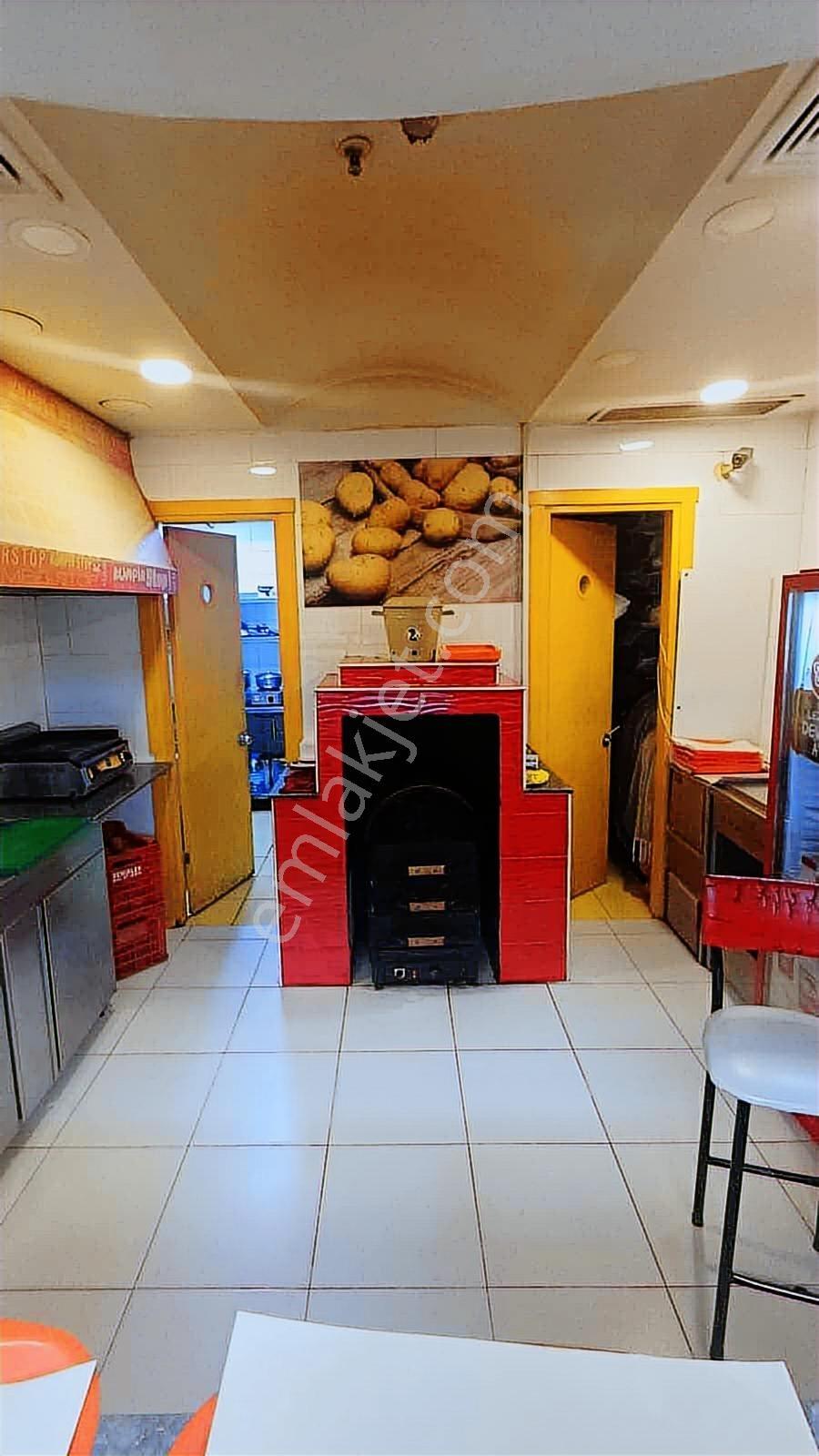 Avm İçerisinde Devren Kumpir,tost,sandviç Dükkanı - Görsel 11