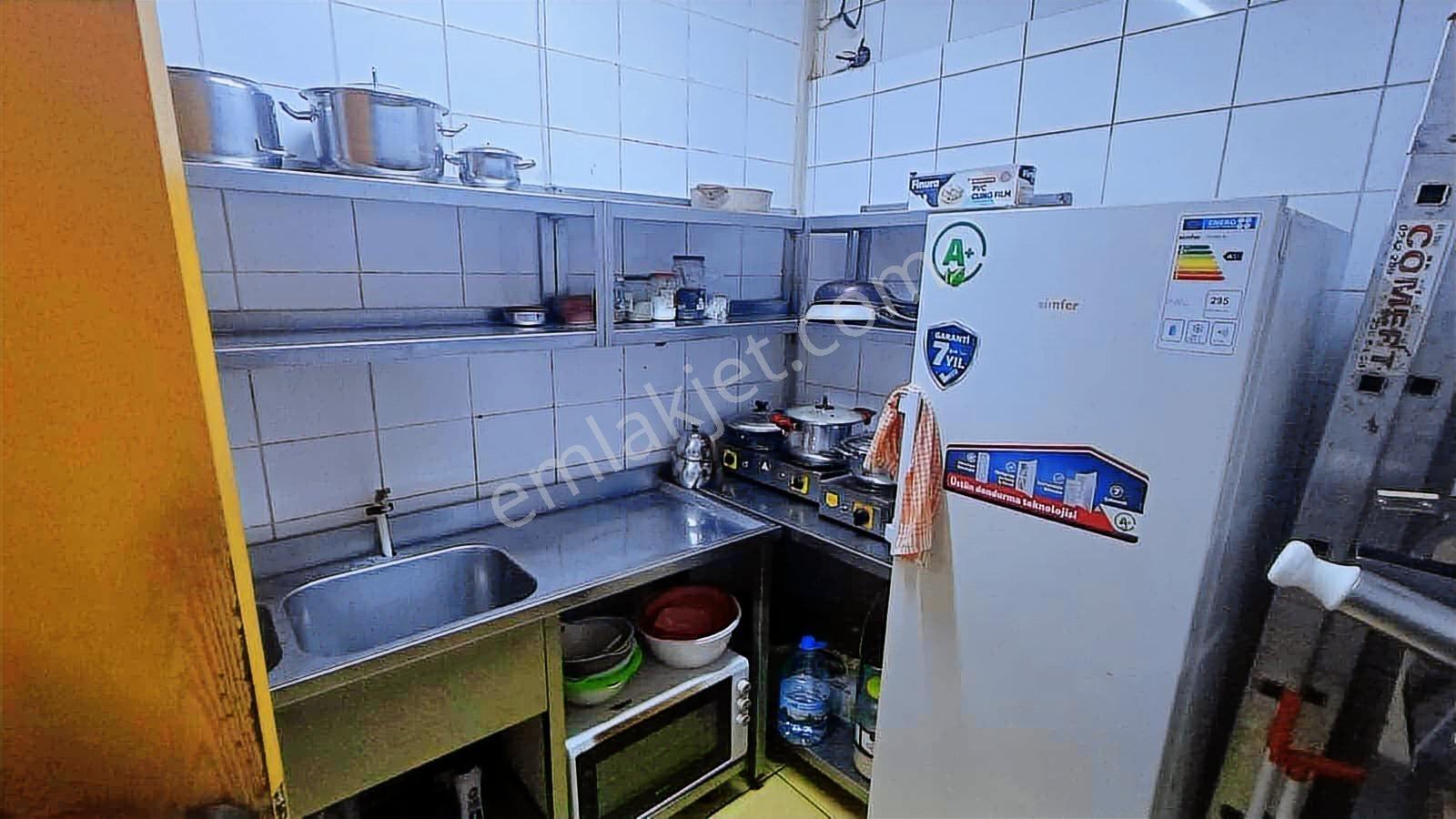 Avm İçerisinde Devren Kumpir,tost,sandviç Dükkanı - Görsel 12
