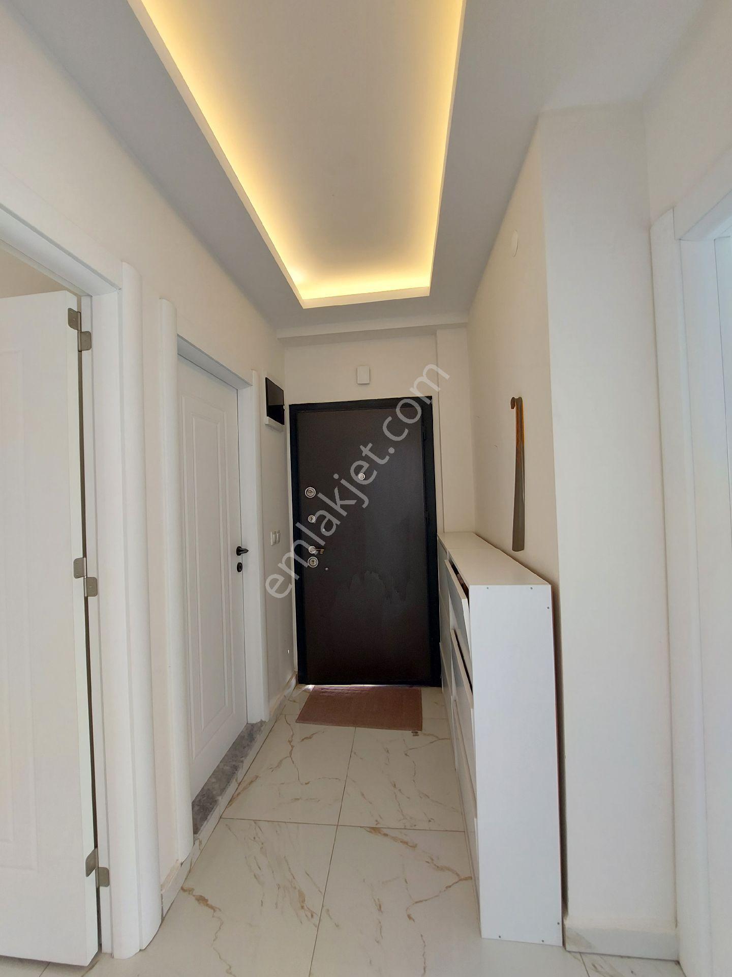 Tek Katlı Bungalov Tipi Villa Havuzlu, Otoparklı, Özel Tasarım Ev Eş - Görsel 10