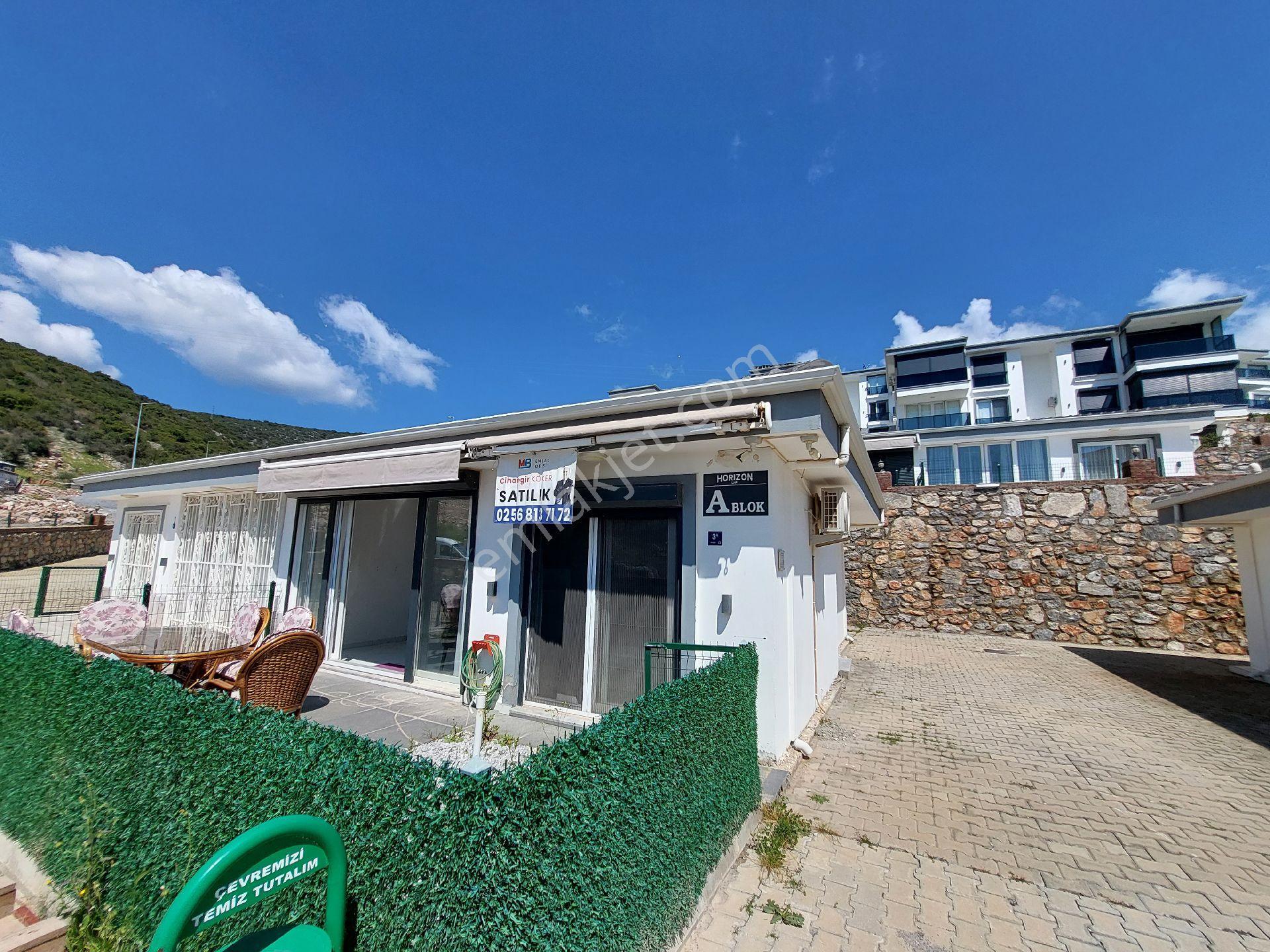 Tek Katlı Bungalov Tipi Villa Havuzlu, Otoparklı, Özel Tasarım Ev Eş - Görsel 30