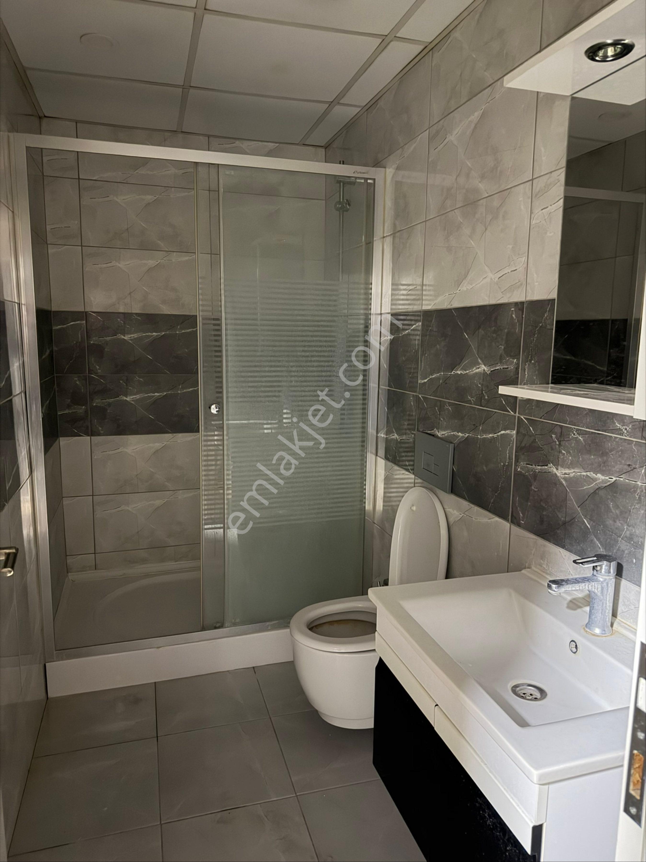 114 Cumhuriyet Mahallesinde Kiralık Hem Ofis Hem Konut İçin Uygun 2+0 Eşyalı Daire - Görsel 9
