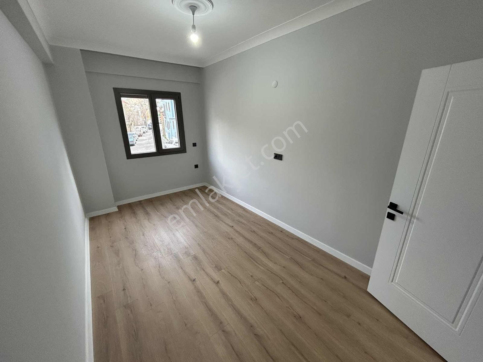 Onmax Kocacami'de Kiralık 2+1 Ebeveyn Banyolu Sıfır Daire - Görsel 18