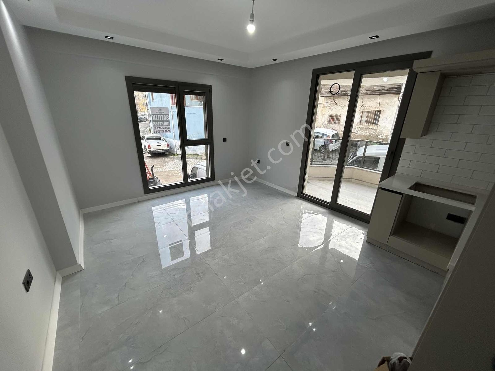 Onmax Kocacami'de Kiralık 2+1 Ebeveyn Banyolu Sıfır Daire - Görsel 12