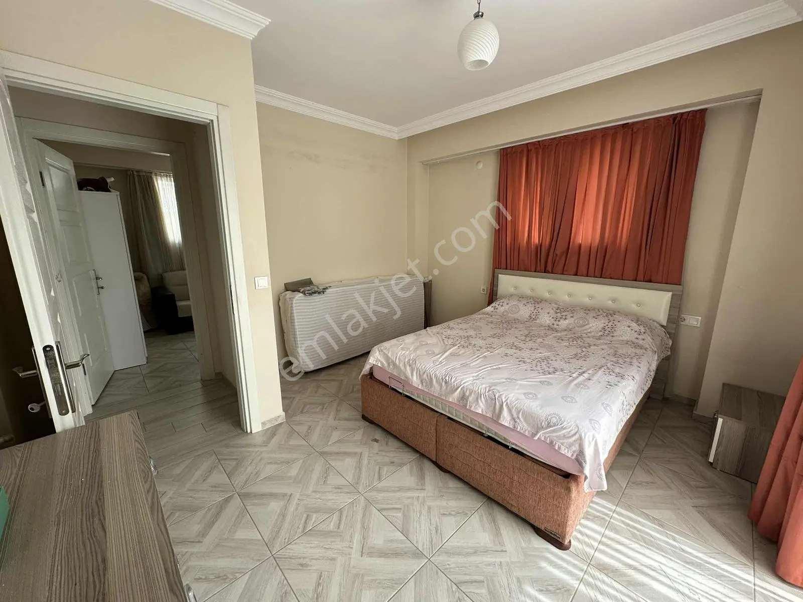 Fethiye Merkezde Ara Kat Daire - Görsel 2