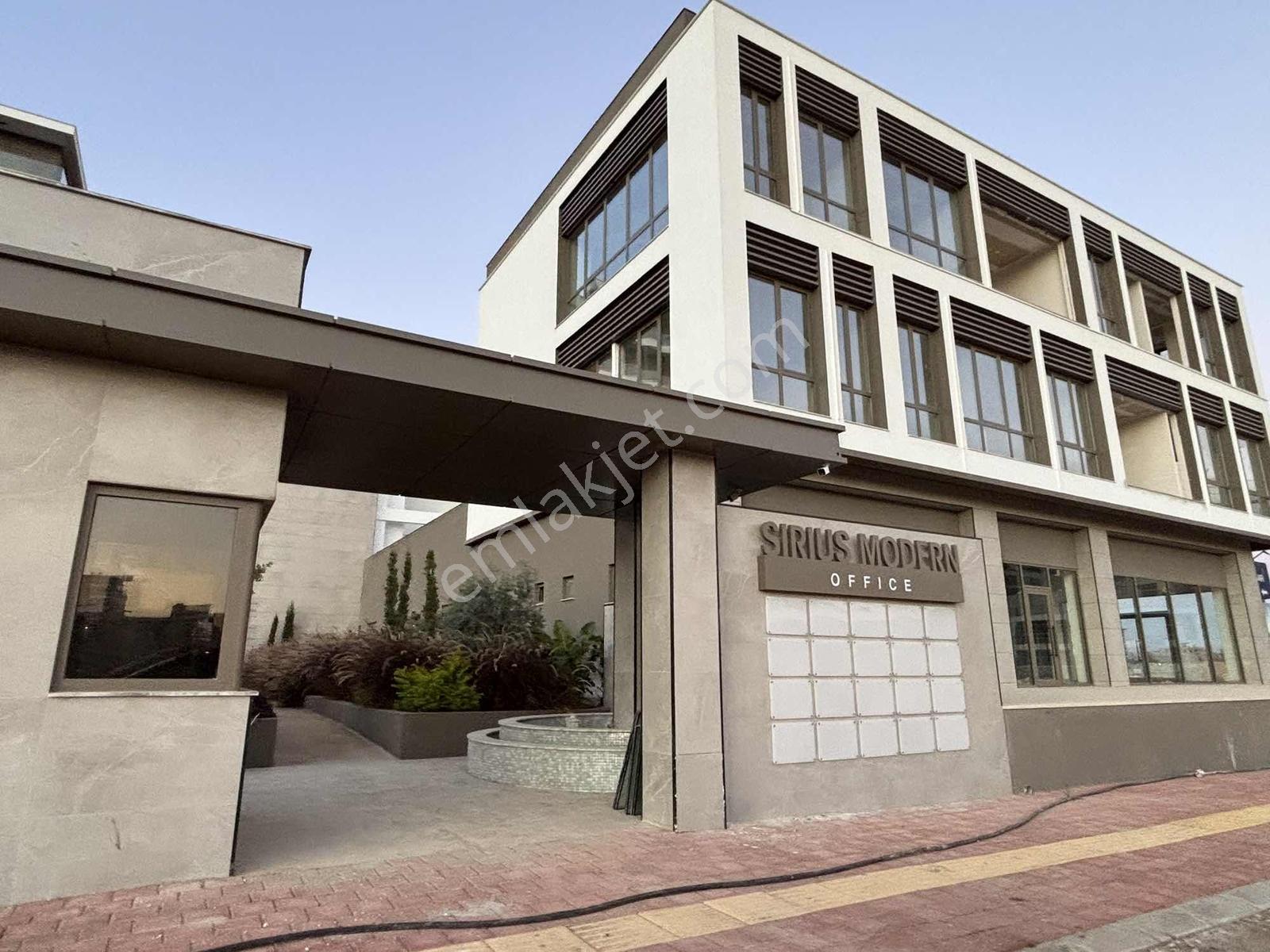 Trion Emlak - 40'lık Yolda Toplam 824m² Kiralık Depolu Dükkanlar - Görsel 34