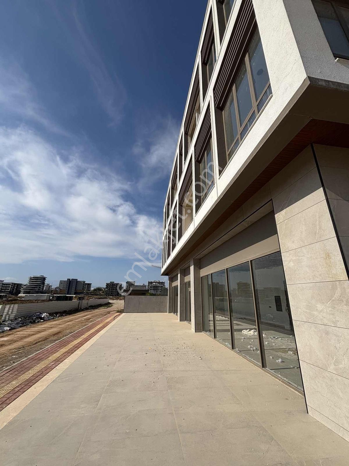 Trion Emlak - 40'lık Yolda Toplam 824m² Kiralık Depolu Dükkanlar - Görsel 20
