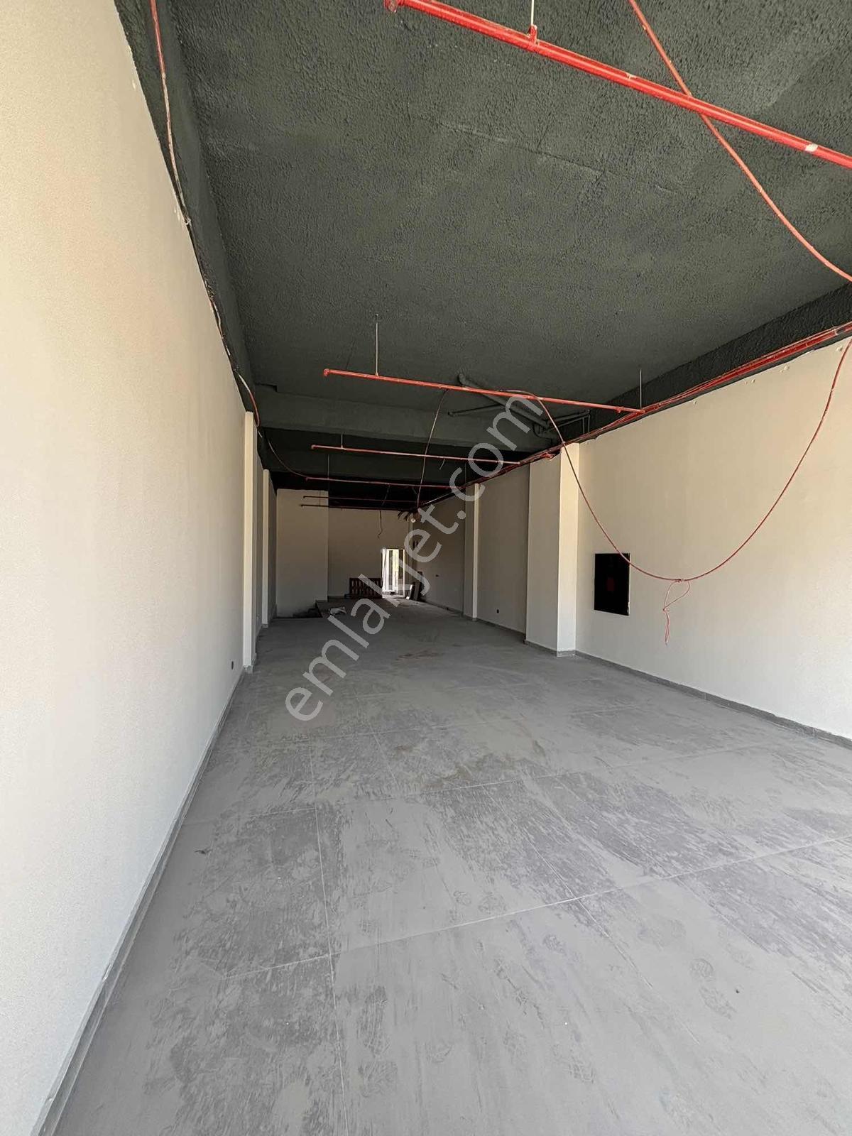 Trion Emlak - 40'lık Yolda Toplam 824m² Kiralık Depolu Dükkanlar - Görsel 6