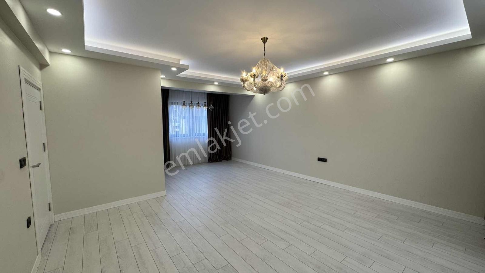 Alven Real Estate Demirci Bahçe Katı 4+1 Dubleks Daire - Görsel 12