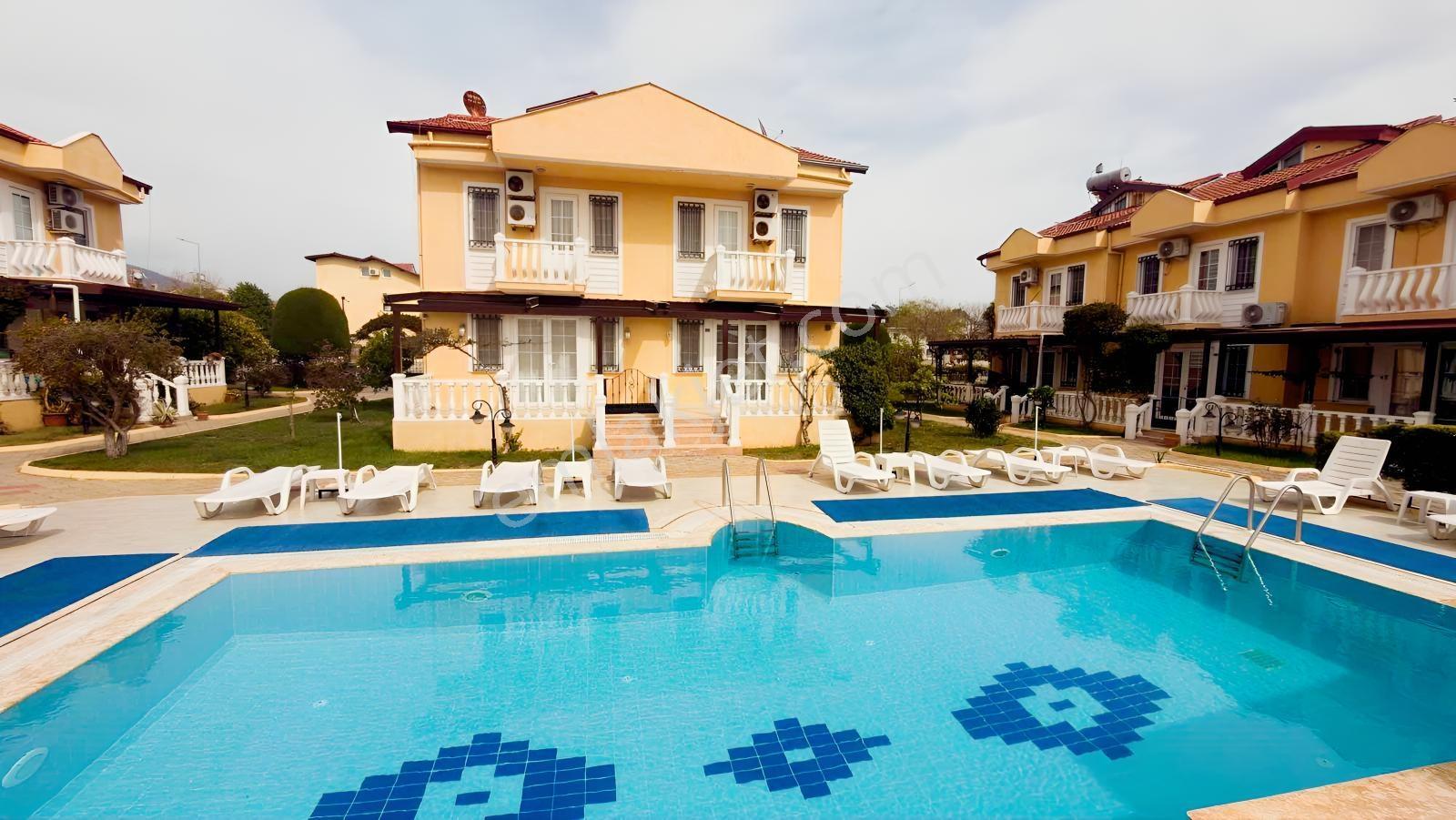 Fethiye Foça Mah. İlkon'dan Satılık 3+1 Villa