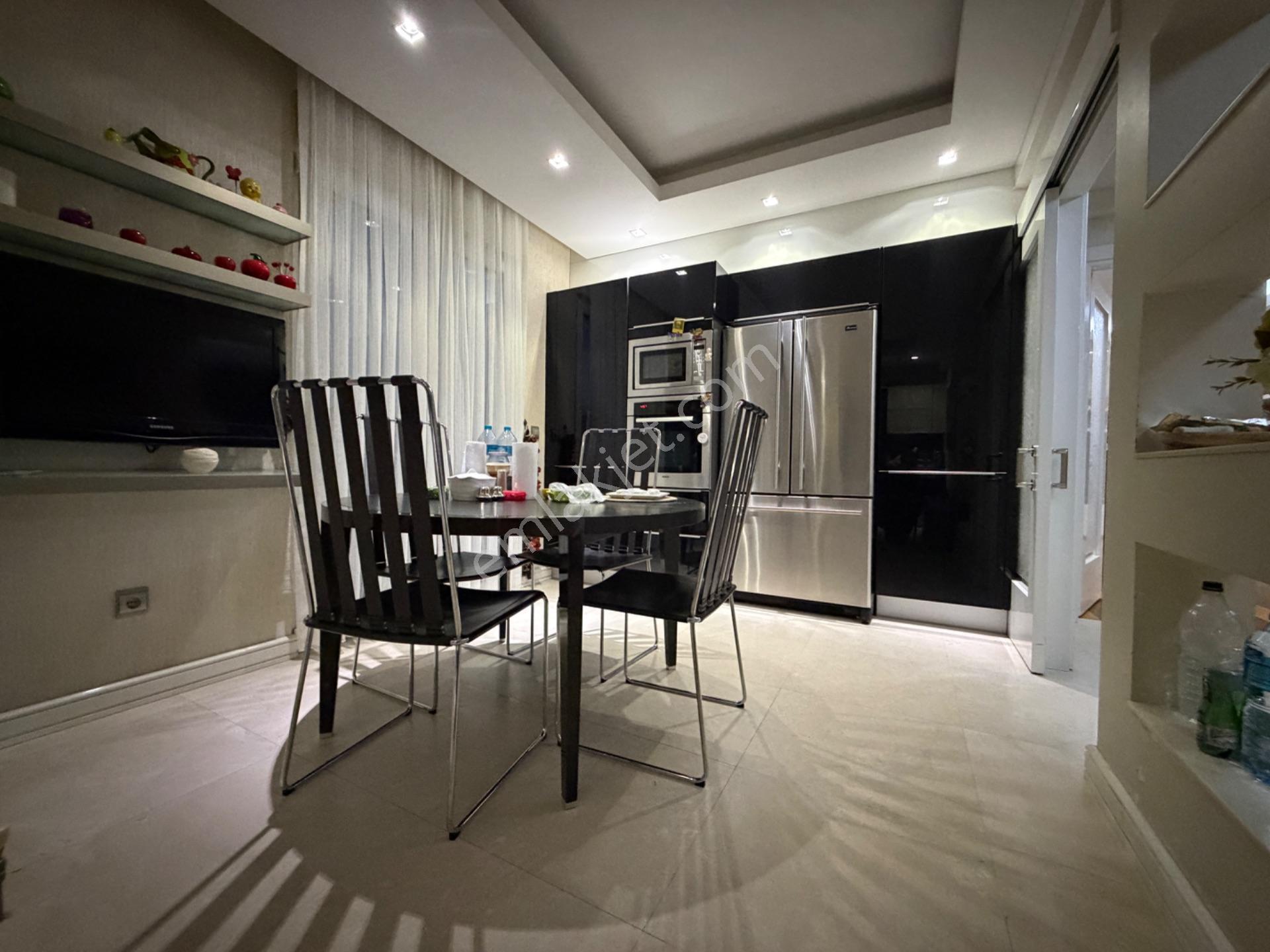 Suadiye Selvili Sk Deniz Manzaralı 250m2 Net Satılık 4+2 Dubleks - Görsel 26