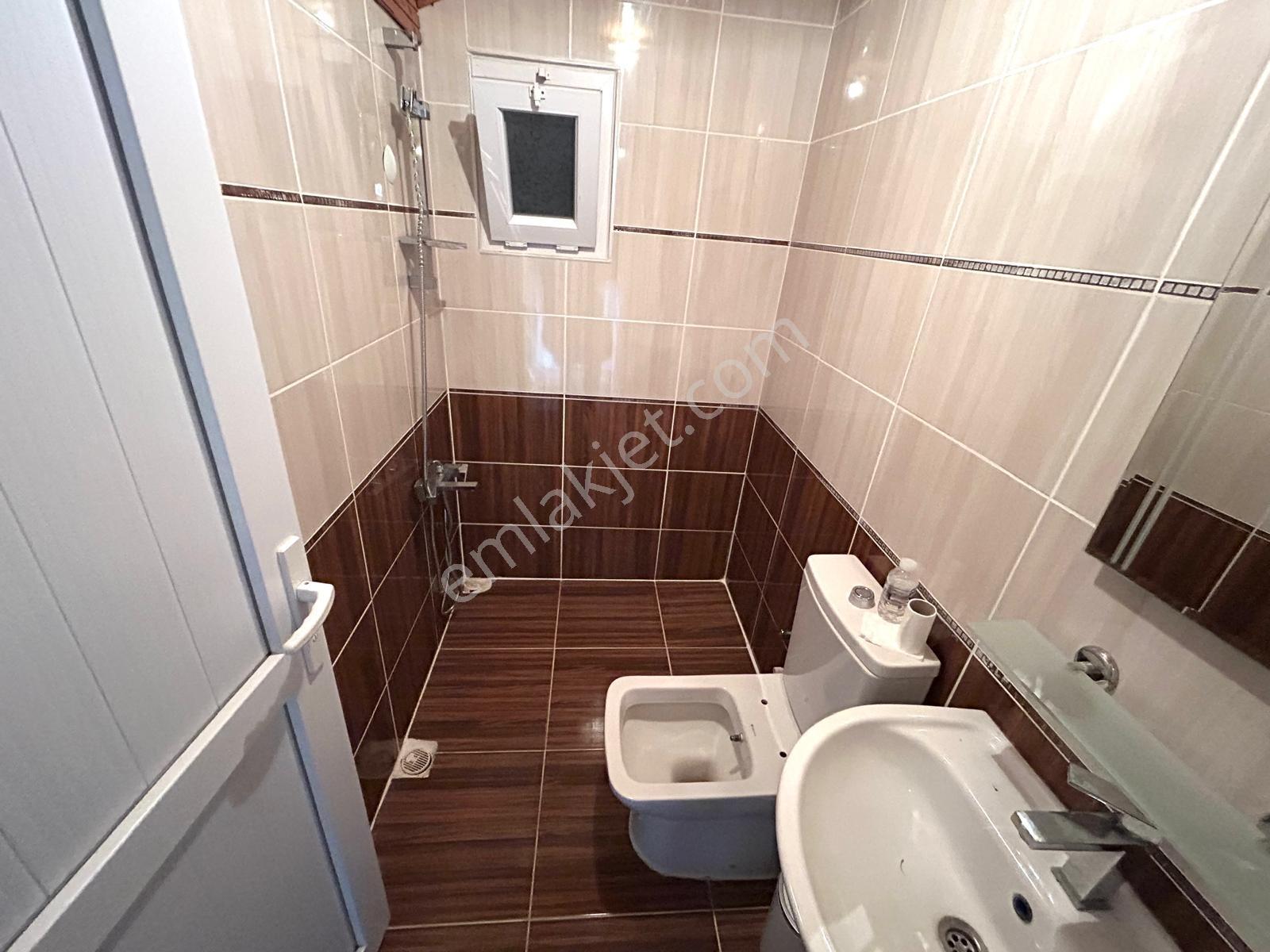 Karasu Devlet Hastanesi Karşısında 120 M² Eşyalı 3+1 Dubleks - Görsel 36