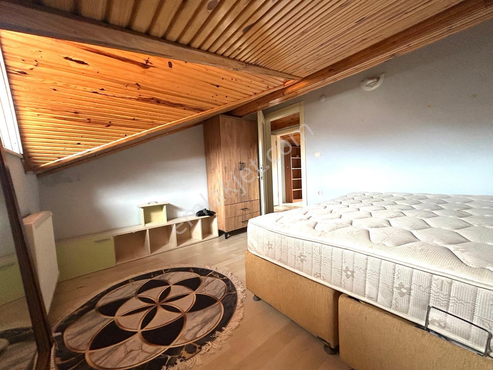 Karasu Devlet Hastanesi Karşısında 120 M² Eşyalı 3+1 Dubleks - Görsel 26