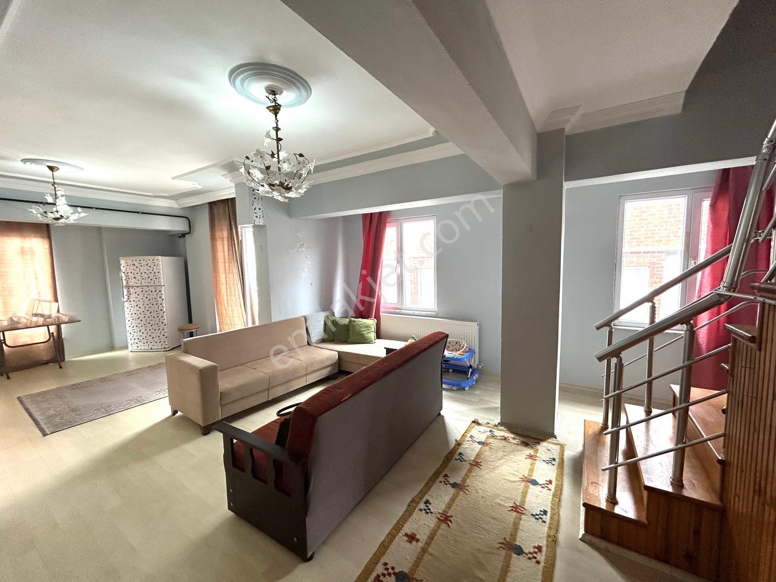 Karasu Devlet Hastanesi Karşısında 120 M² Eşyalı 3+1 Dubleks - Görsel 6