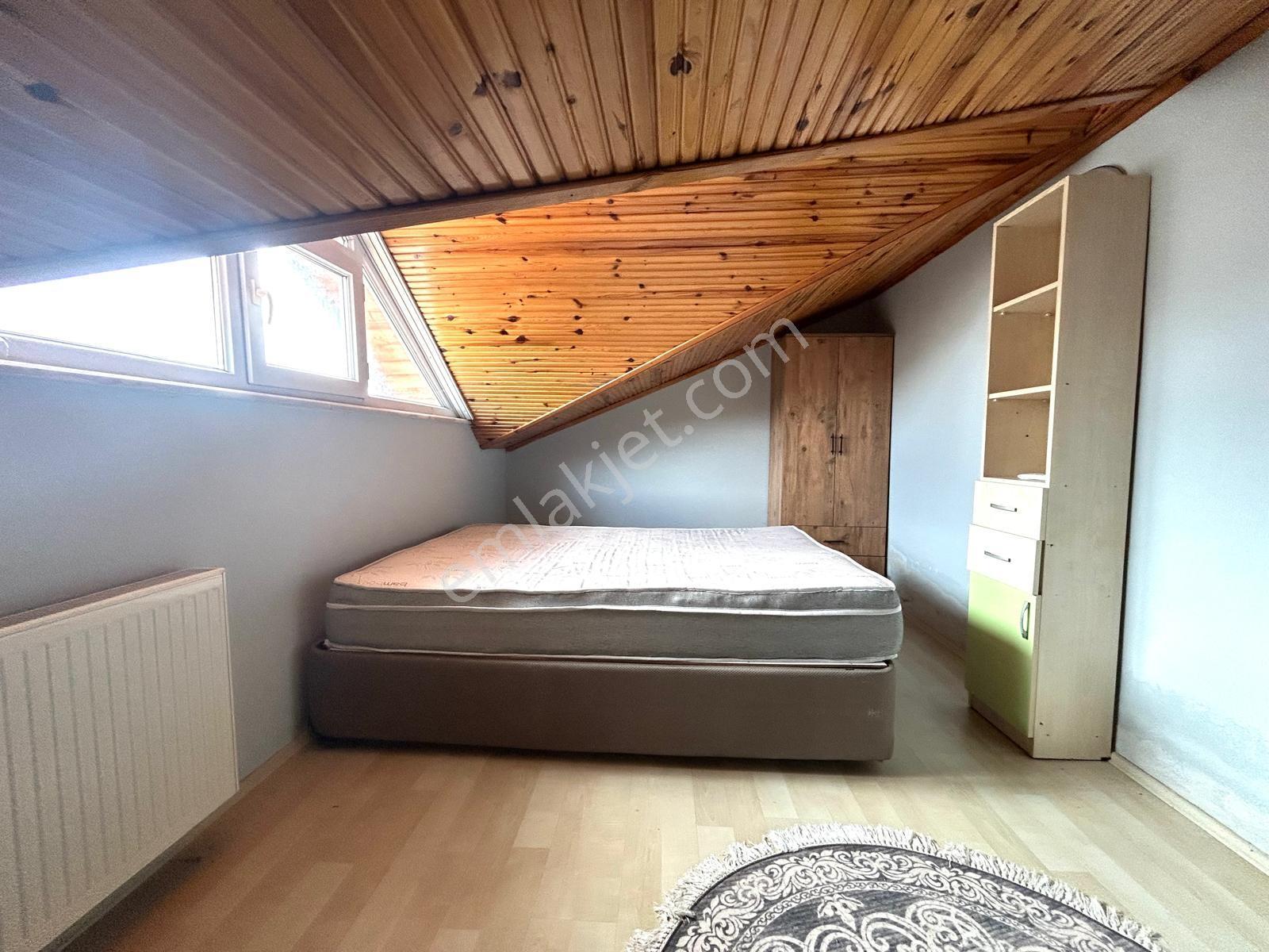 Karasu Devlet Hastanesi Karşısında 120 M² Eşyalı 3+1 Dubleks - Görsel 31