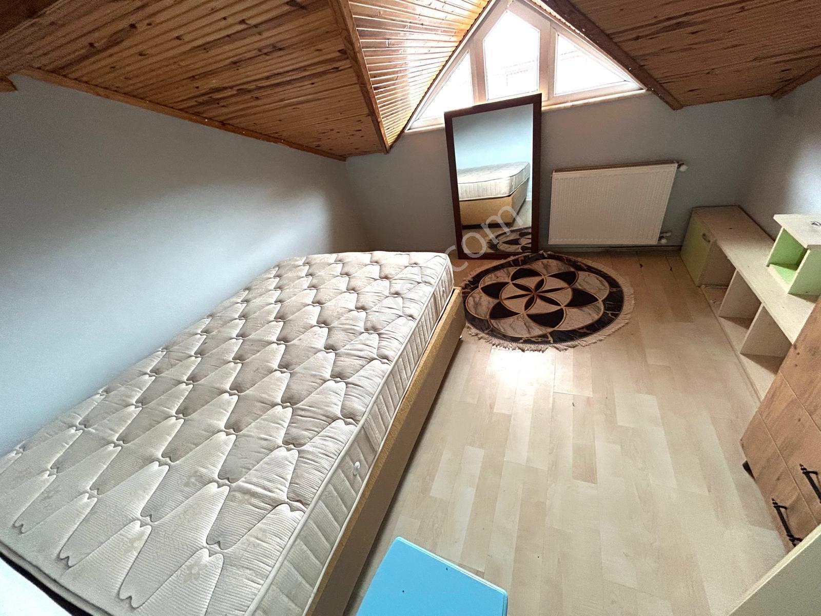 Karasu Devlet Hastanesi Karşısında 120 M² Eşyalı 3+1 Dubleks - Görsel 29
