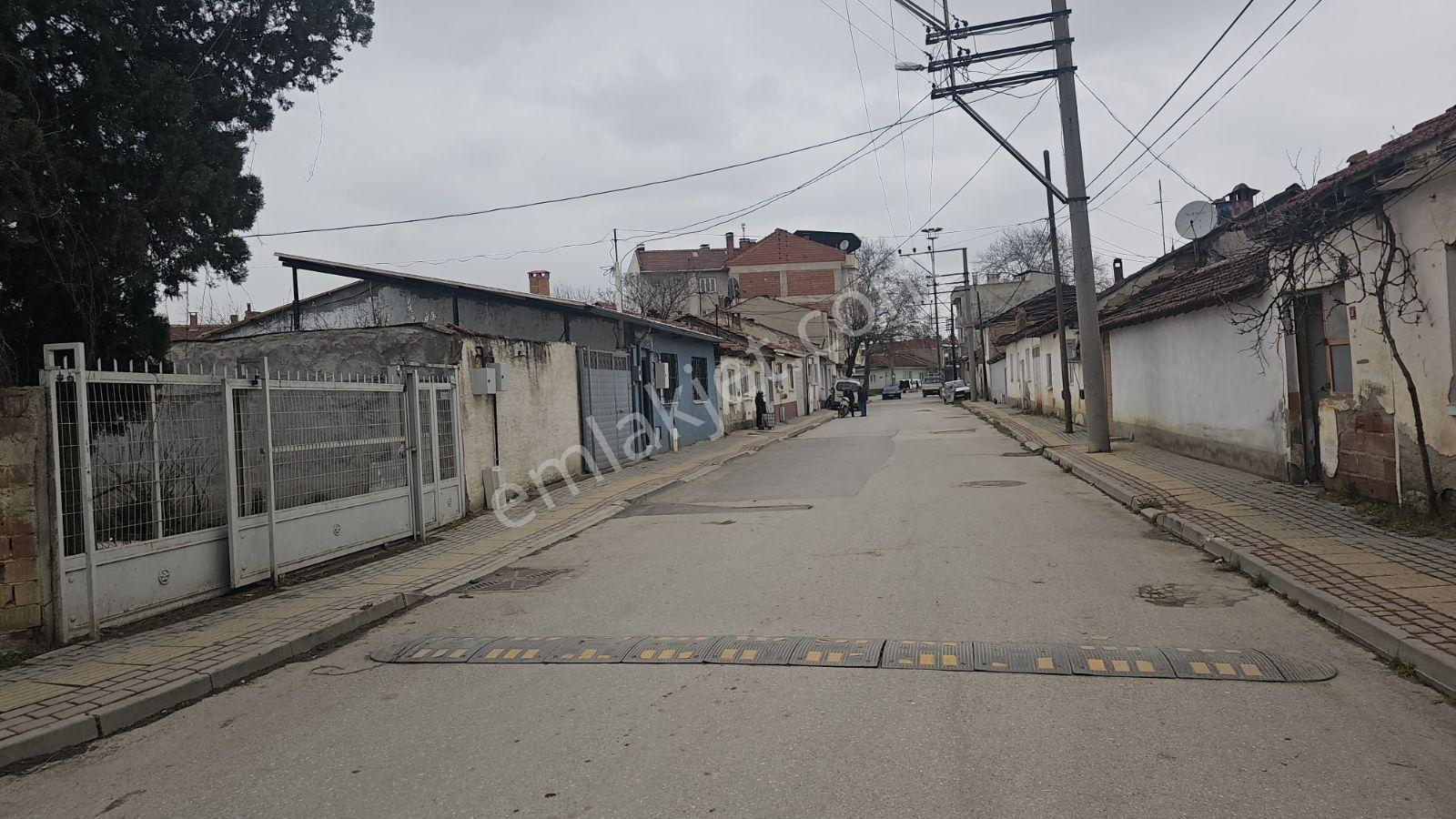 192m Müstakil Ev Cift Daire Yapılabilen İçi Yeni Yapılmıştır - Görsel 10