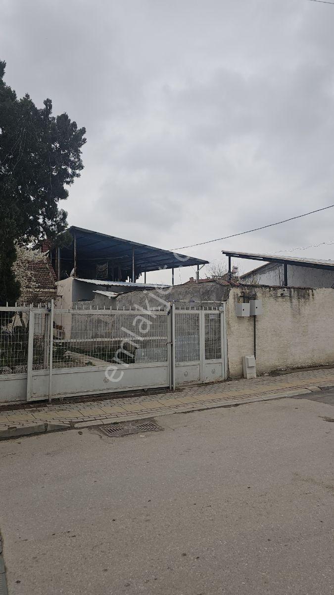 192m Müstakil Ev Cift Daire Yapılabilen İçi Yeni Yapılmıştır - Görsel 16