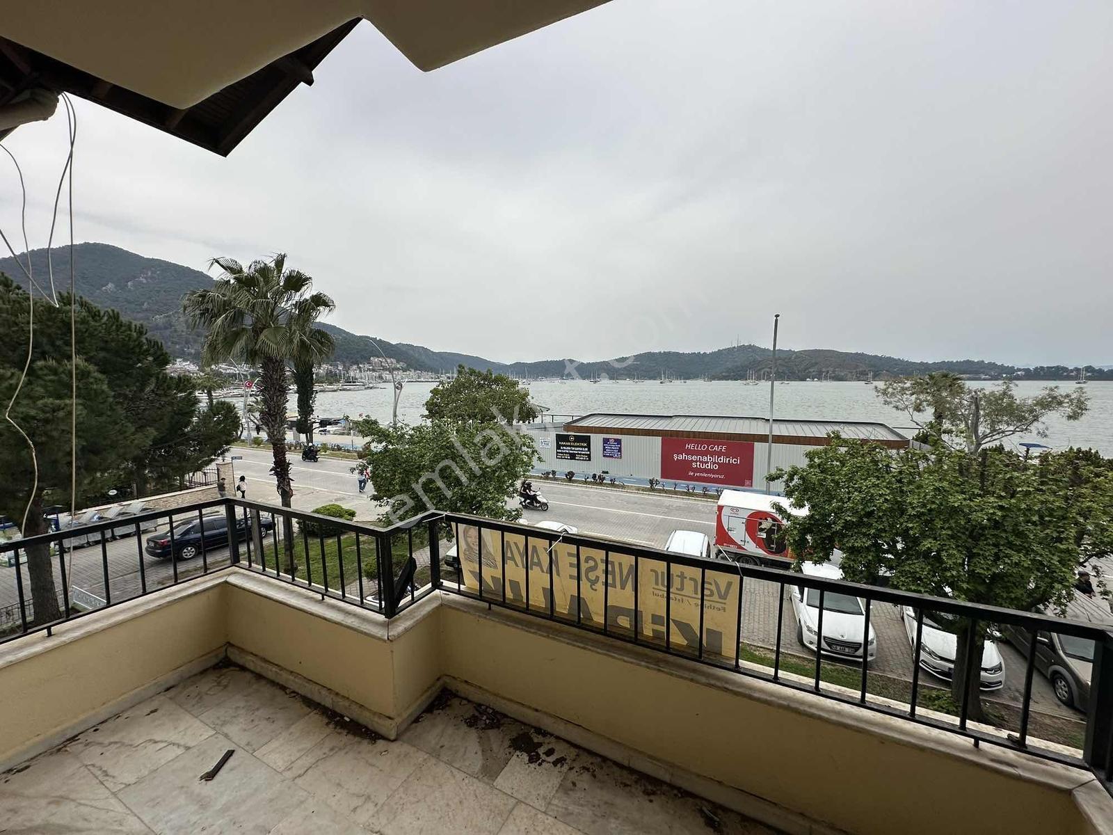 Fethiye Merkezde Deniz Manzaralı Daire - Görsel 11