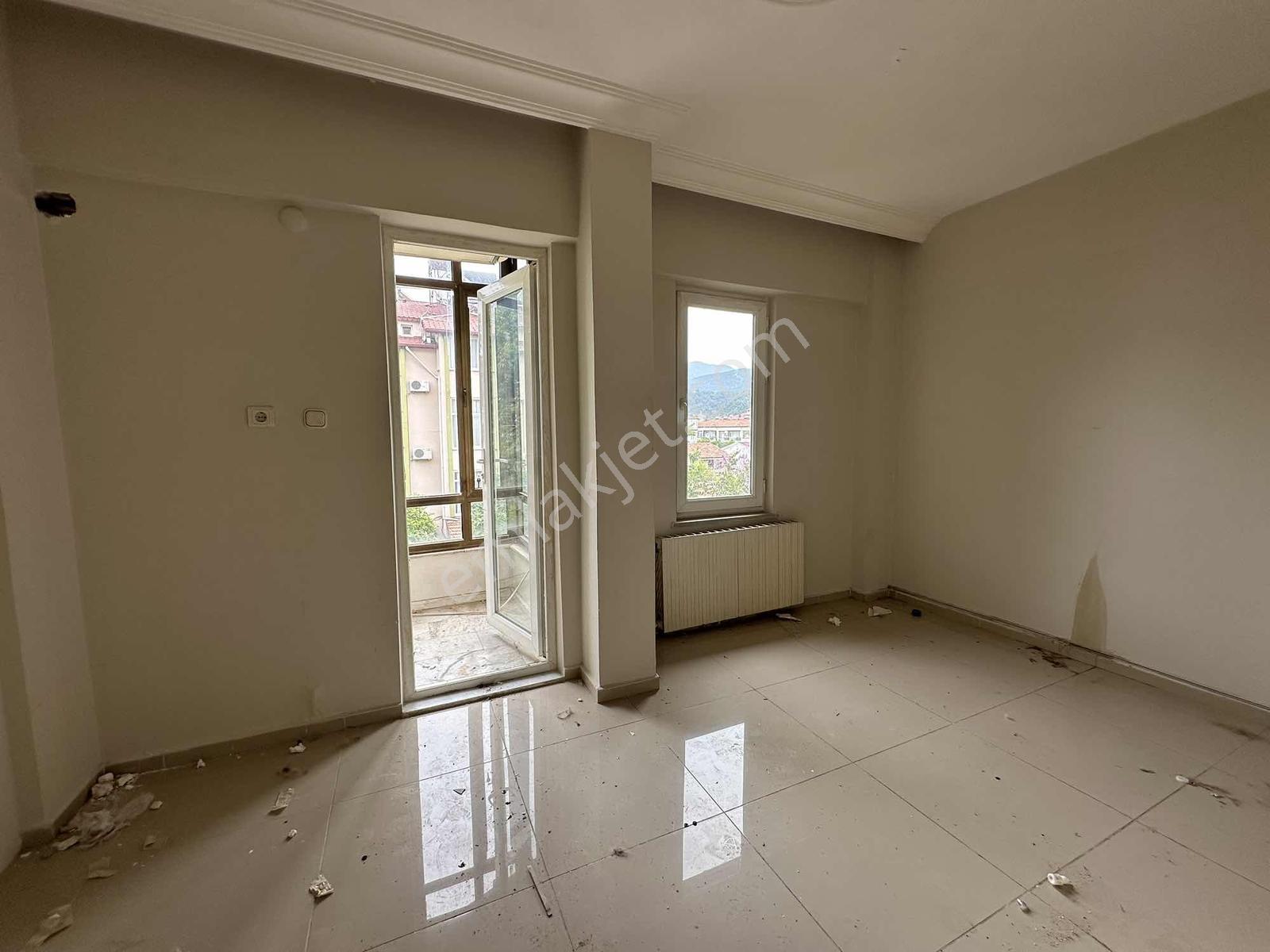 Fethiye Merkezde Deniz Manzaralı Daire - Görsel 16