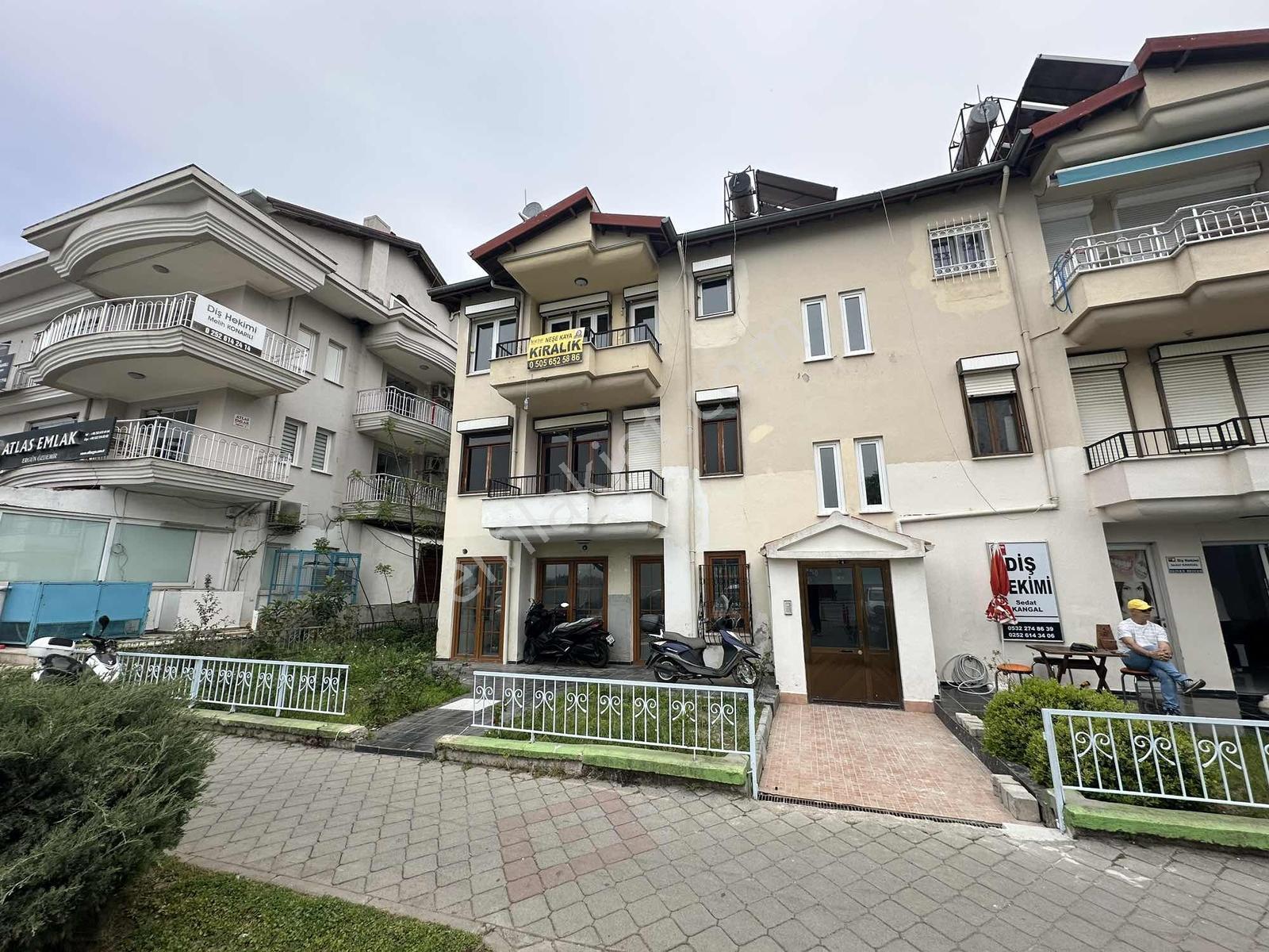 Fethiye Merkezde Deniz Manzaralı Daire - Görsel 6