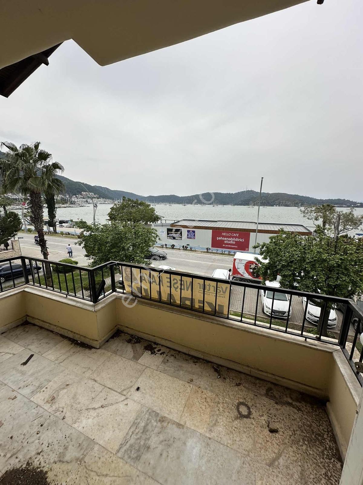 Fethiye Merkezde Deniz Manzaralı Daire - Görsel 10