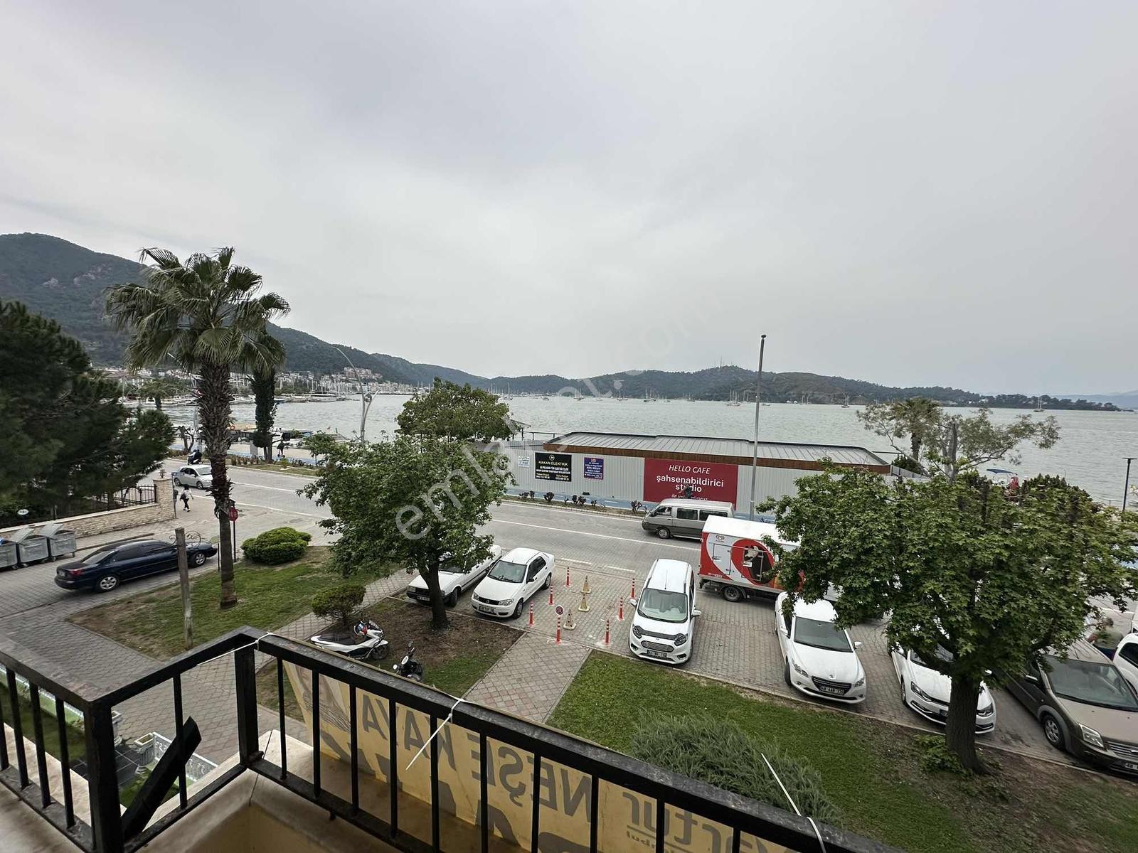 Fethiye Merkezde Deniz Manzaralı Daire