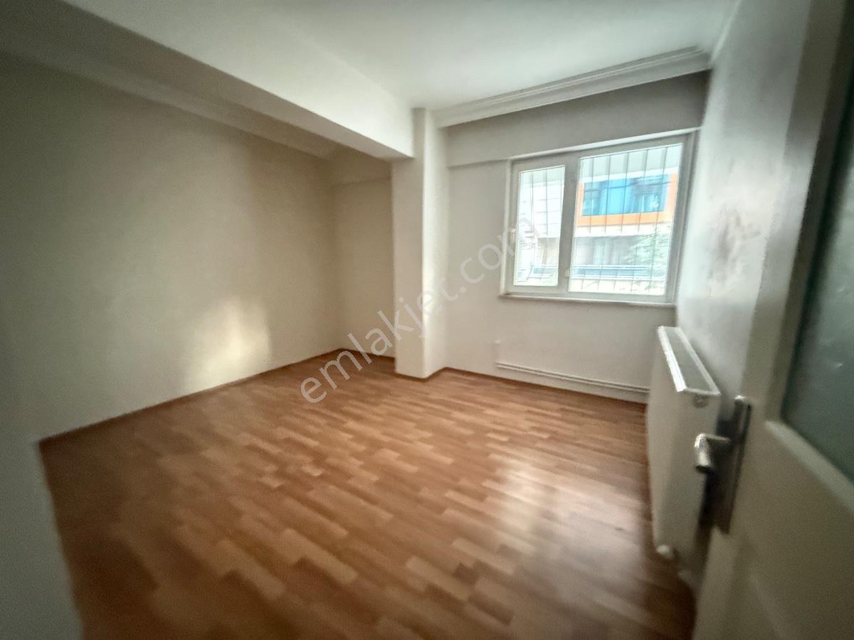 Manisa Yunusemre Akmescit Mh. 2+1 Önü Açık Kiralık Daire - Görsel 2