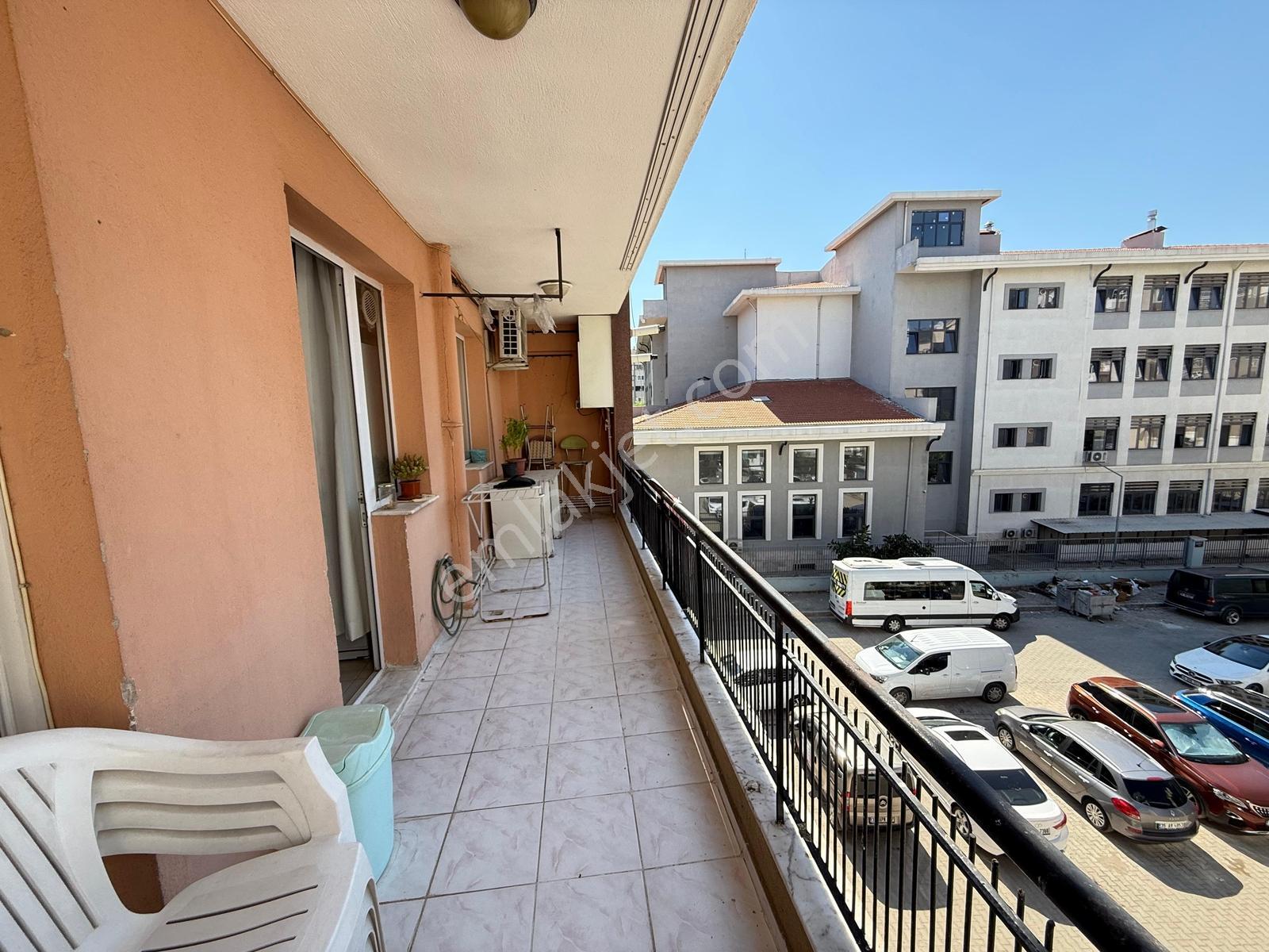 Karşıyaka Emniyet Müdürlüğü Yakını 3+1 Satılık Daire - Görsel 33