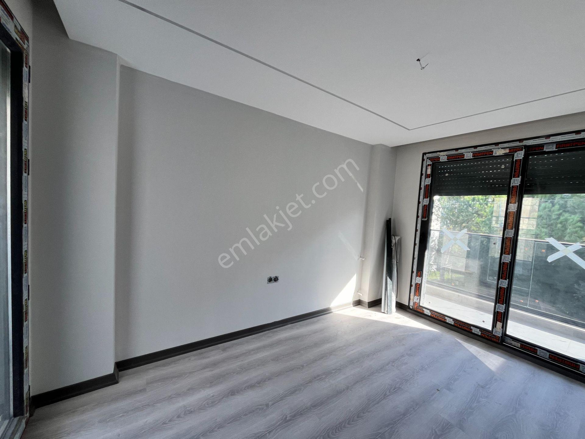 Akarca’da Denize 100 Metre Mesafede Sıfır Villa - Görsel 17