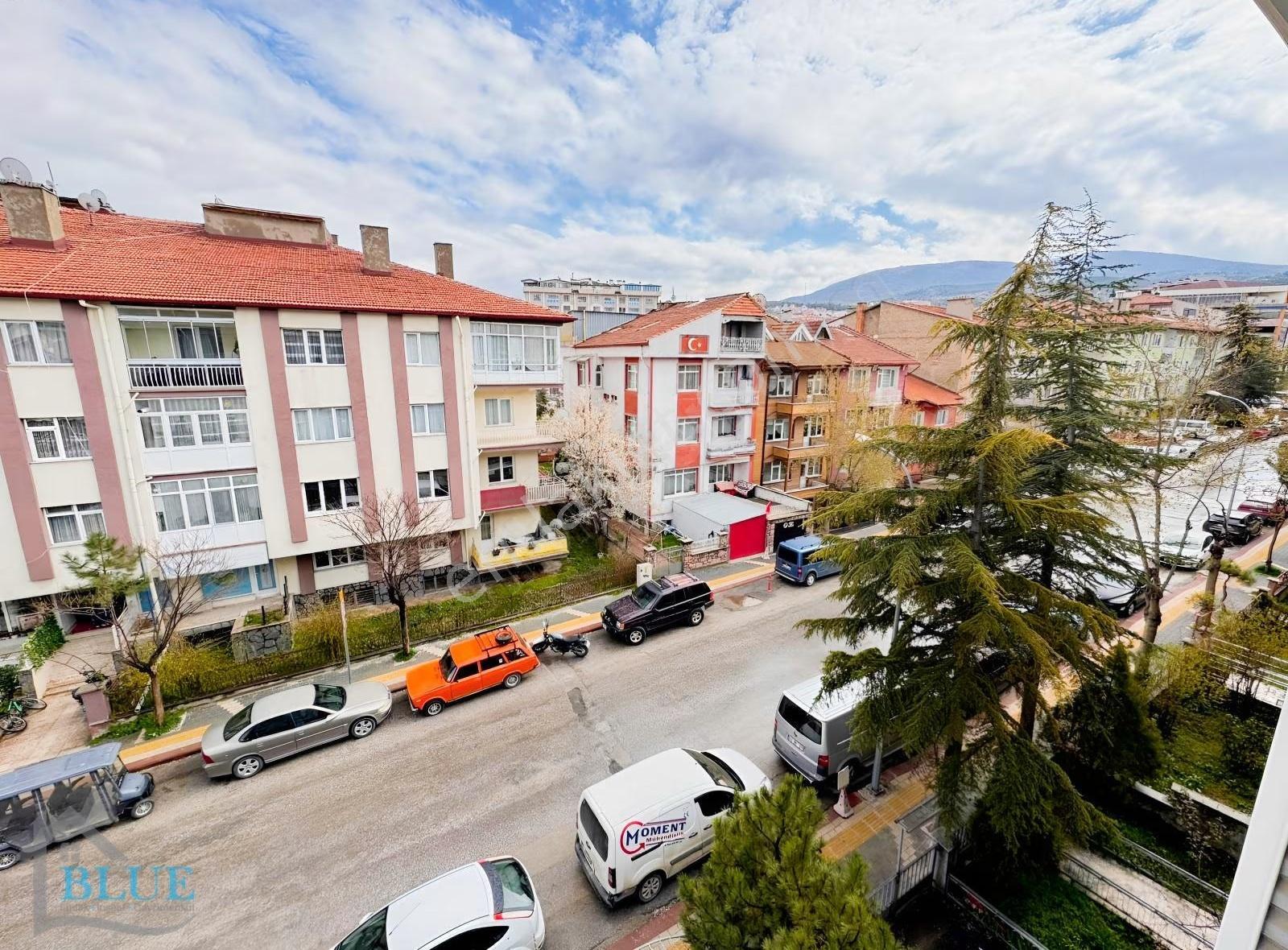 Blue Emlak'tan Alipaşa Mahallesi'nde 4+1 Kiralık Daire - Görsel 4