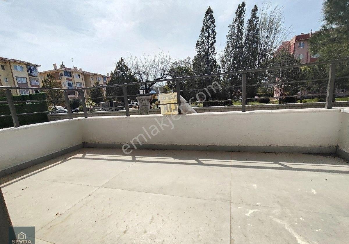 Bahçelievler De Bahçe Katı 60 M² Satılık 1+1 - Görsel 16
