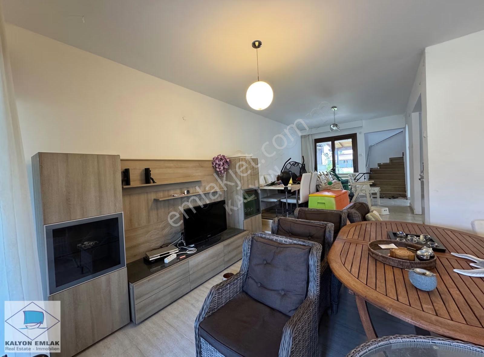 Kalyon'dan Ilıca Şantiye'de Yıllık Kiralık Plaja 500 Metre Villa - Görsel 10