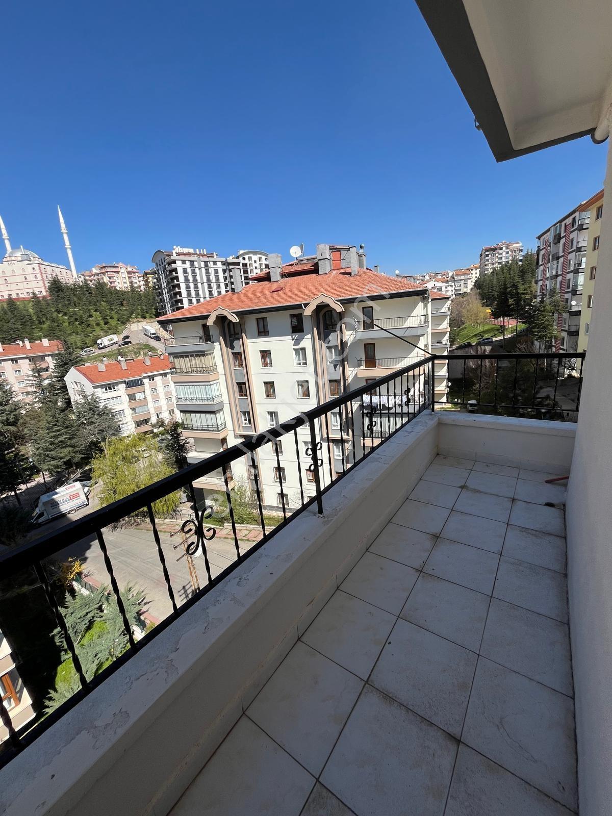 Vatan'da Yeşiltepe'de 130 M2 Geniş Daire 3+1 Çift Balkonlu Acil - Görsel 8